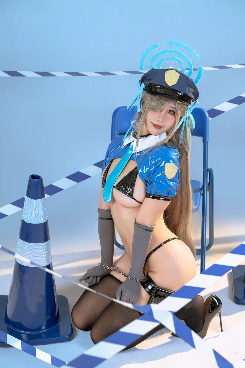 动漫Coser@云溪溪 – NO.097 奶桃 蔚蓝档案 之濑明日奈[100P-744MB] 网红写真-第1张