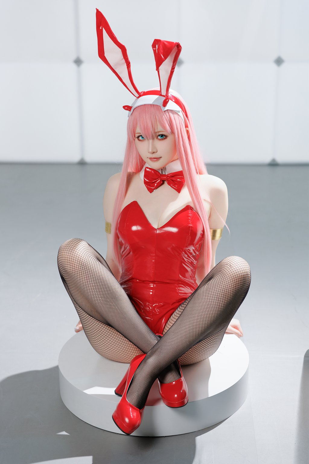 网红Coser@屿鱼 – Zero Two[39P-356M] 网红写真-第1张