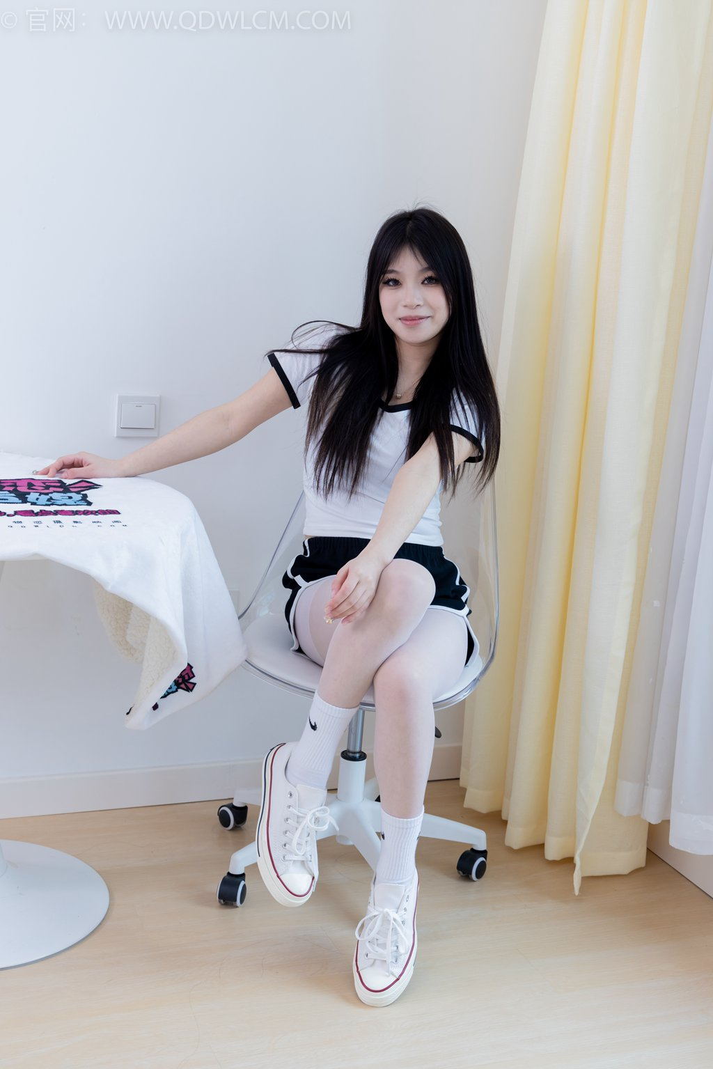 勿恋传媒 NO.2068 闪闪-一行朱砂 [160P/1V/3.89G] 其它写真-第2张