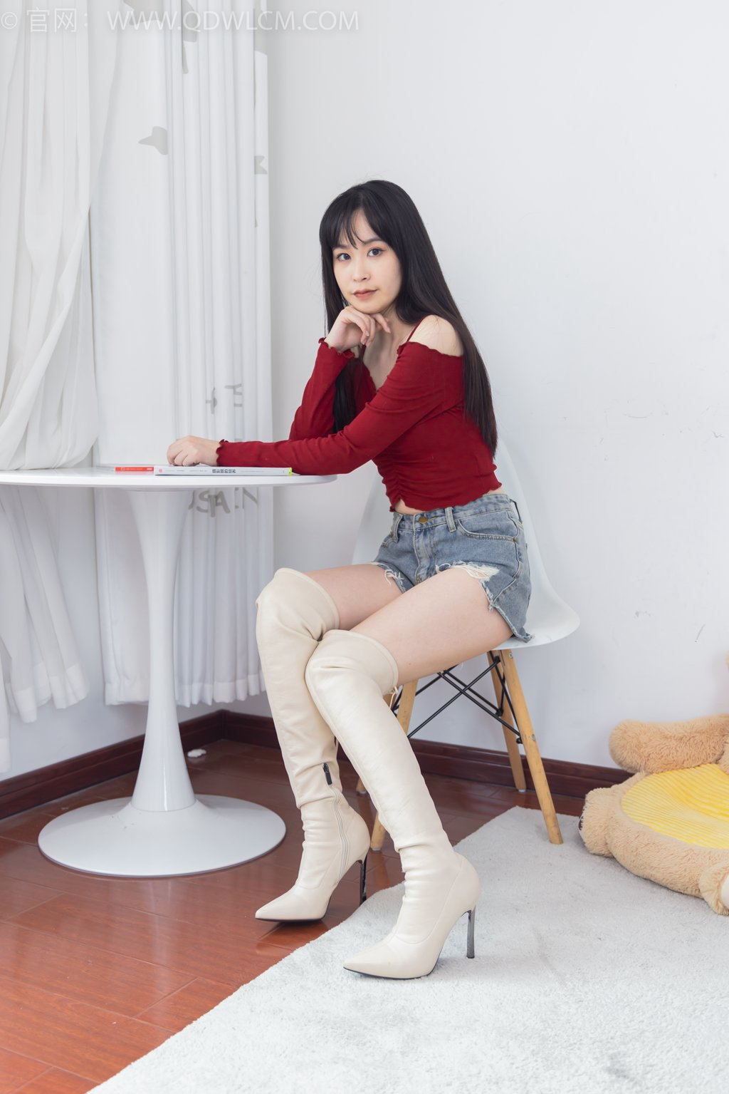 勿恋传媒 NO.2026 兮兮-海上的烟火 [170P/1V/3.47G] 其它写真-第1张