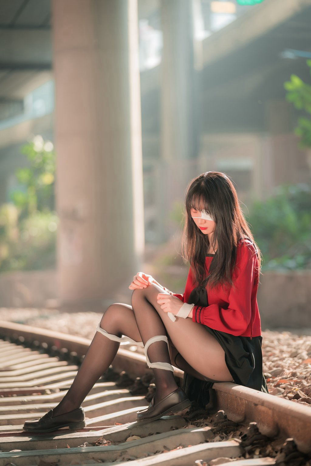 网紅Coser@西呱呀呀呀 –铁轨成片 [47P-721MB] 网红写真-第1张