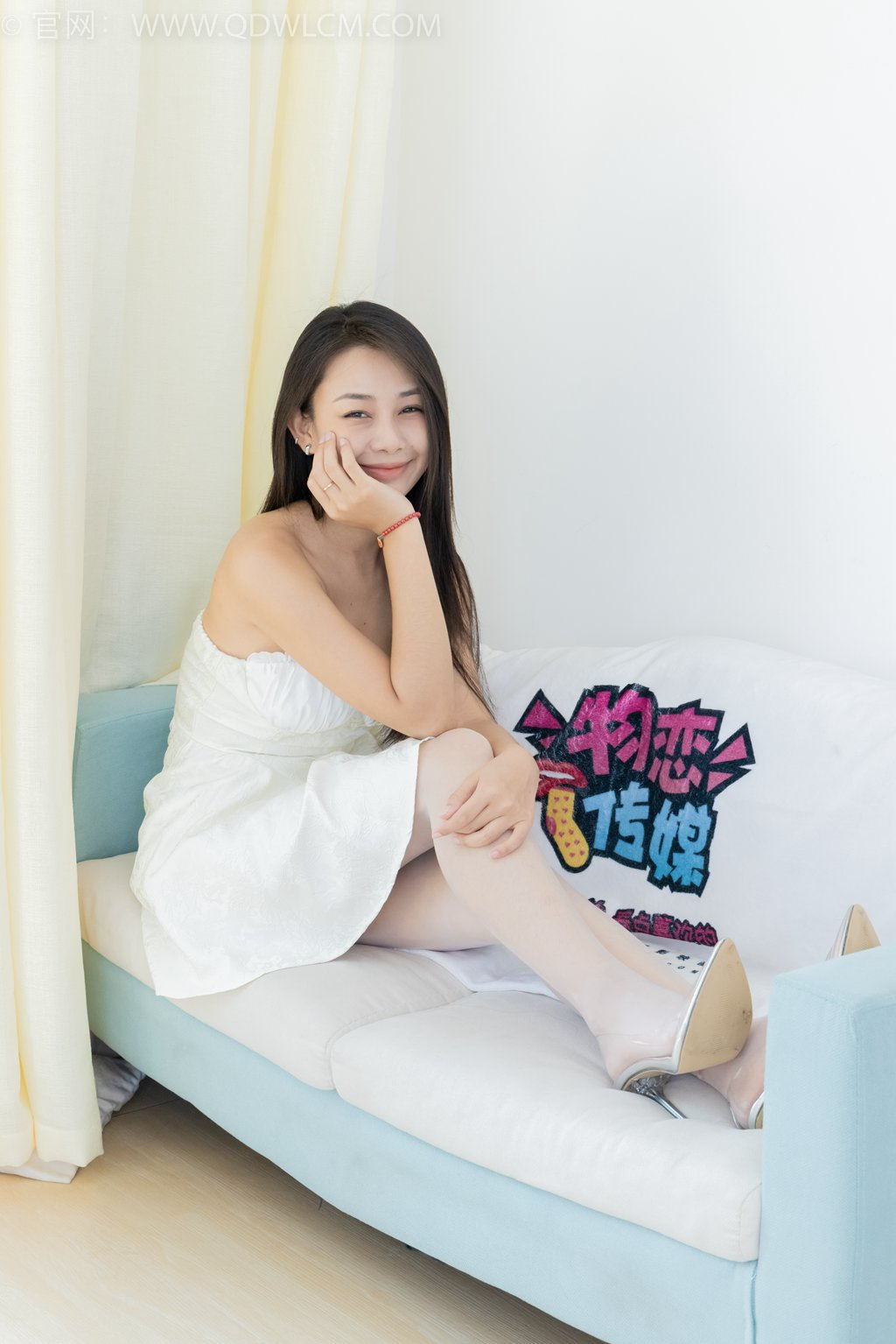 勿恋传媒 NO.2058 岚岚-绽放光芒 [150P/1V/4.08G] 其它写真-第1张