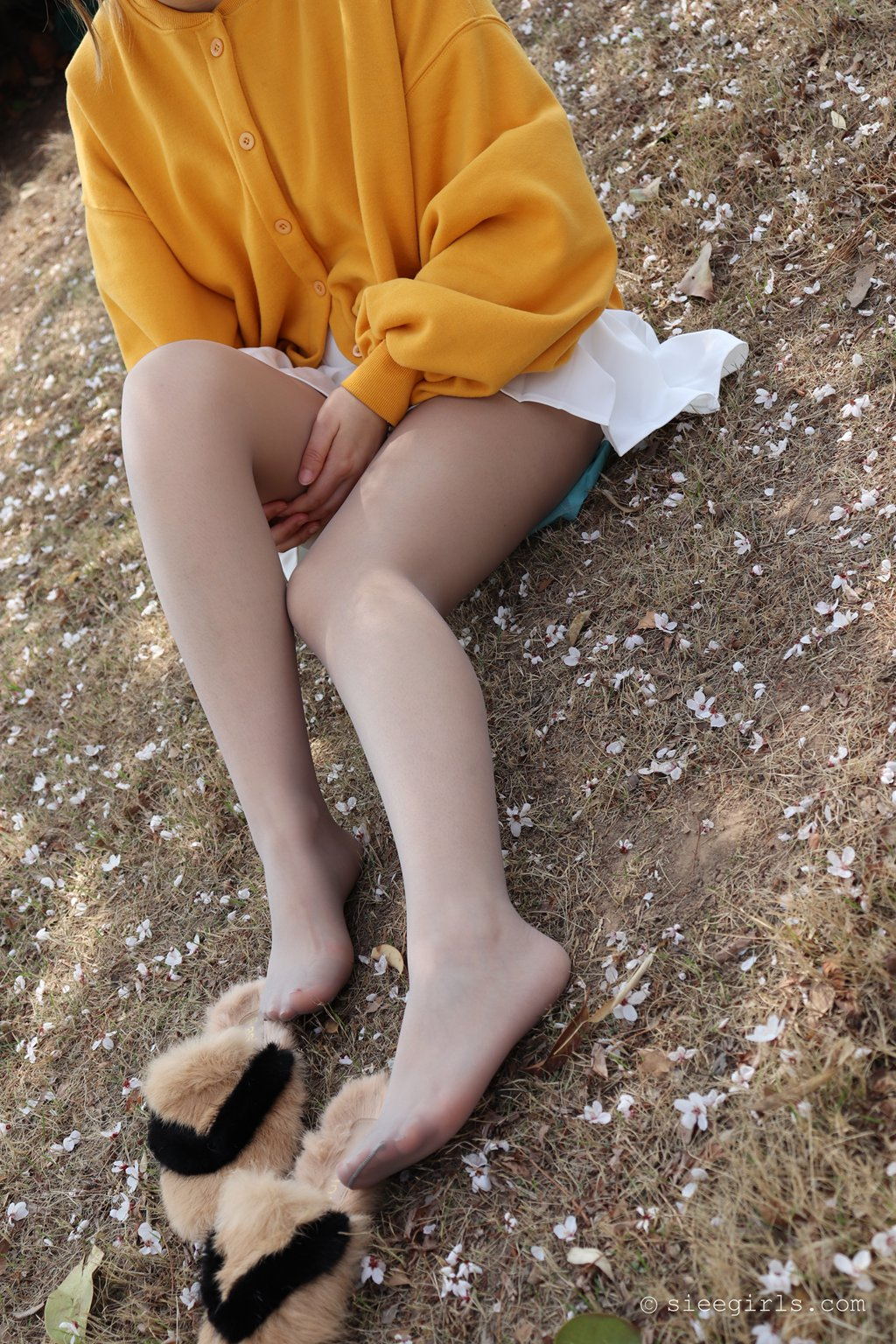 [SIEE丝意] 新刊 NO.066 依依 不说再见[122P/1162MB] [SIEE丝意]新刊-第1张