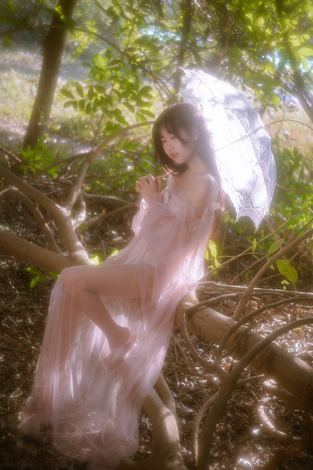 动漫博主@萌芽儿o0 林中少女 [30P/396MB] 网红写真-第4张