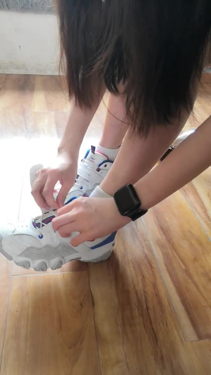 MZSOCK 爱每足社区 NO.011-鞋子你是选择有鞋带还是没有的呢[1V/5MB] 其它写真-第3张