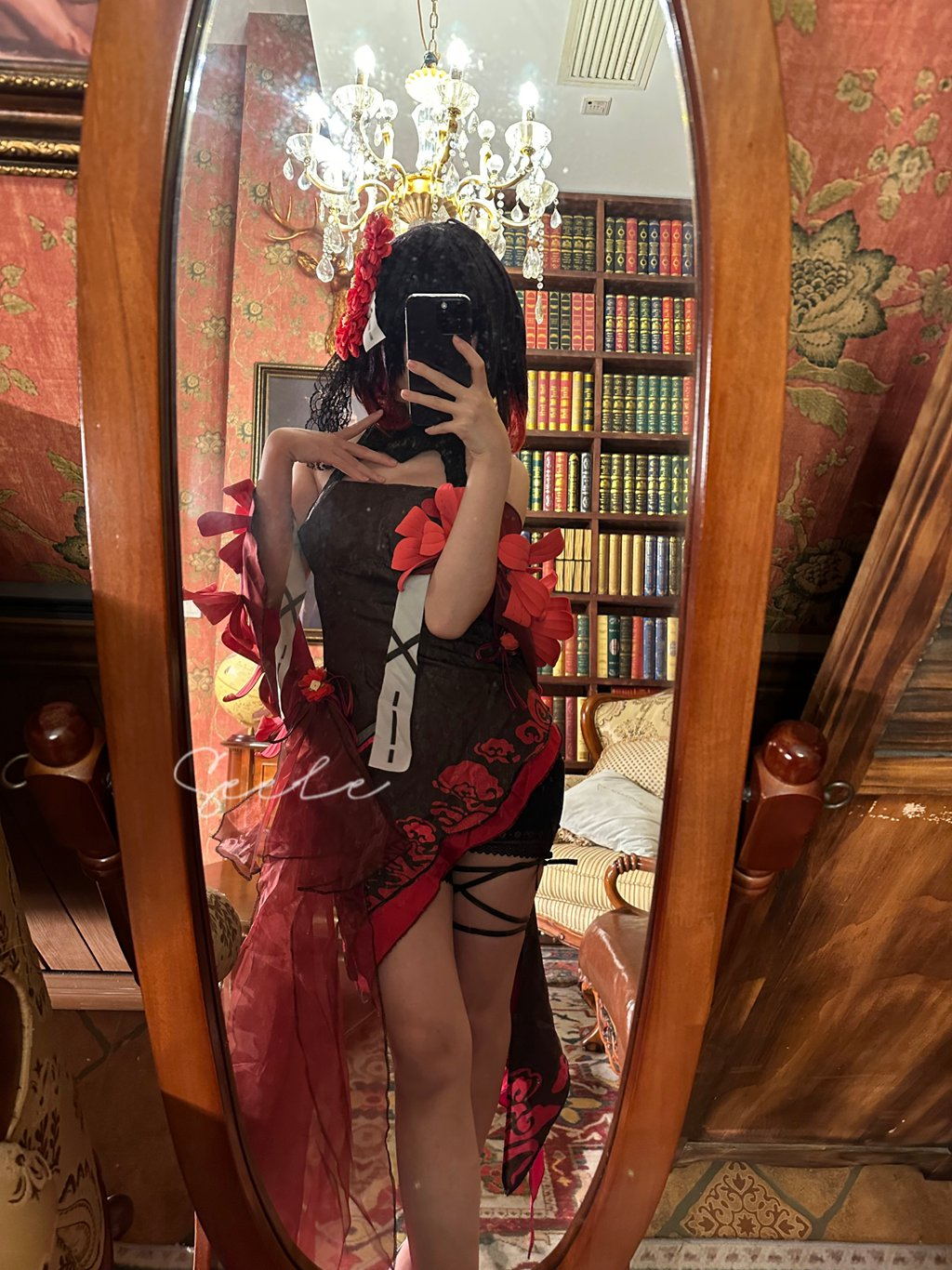 网紅Coser@Seele麦麦 –黑希旗袍物语 [61P8V-977MB] 网红写真-第4张