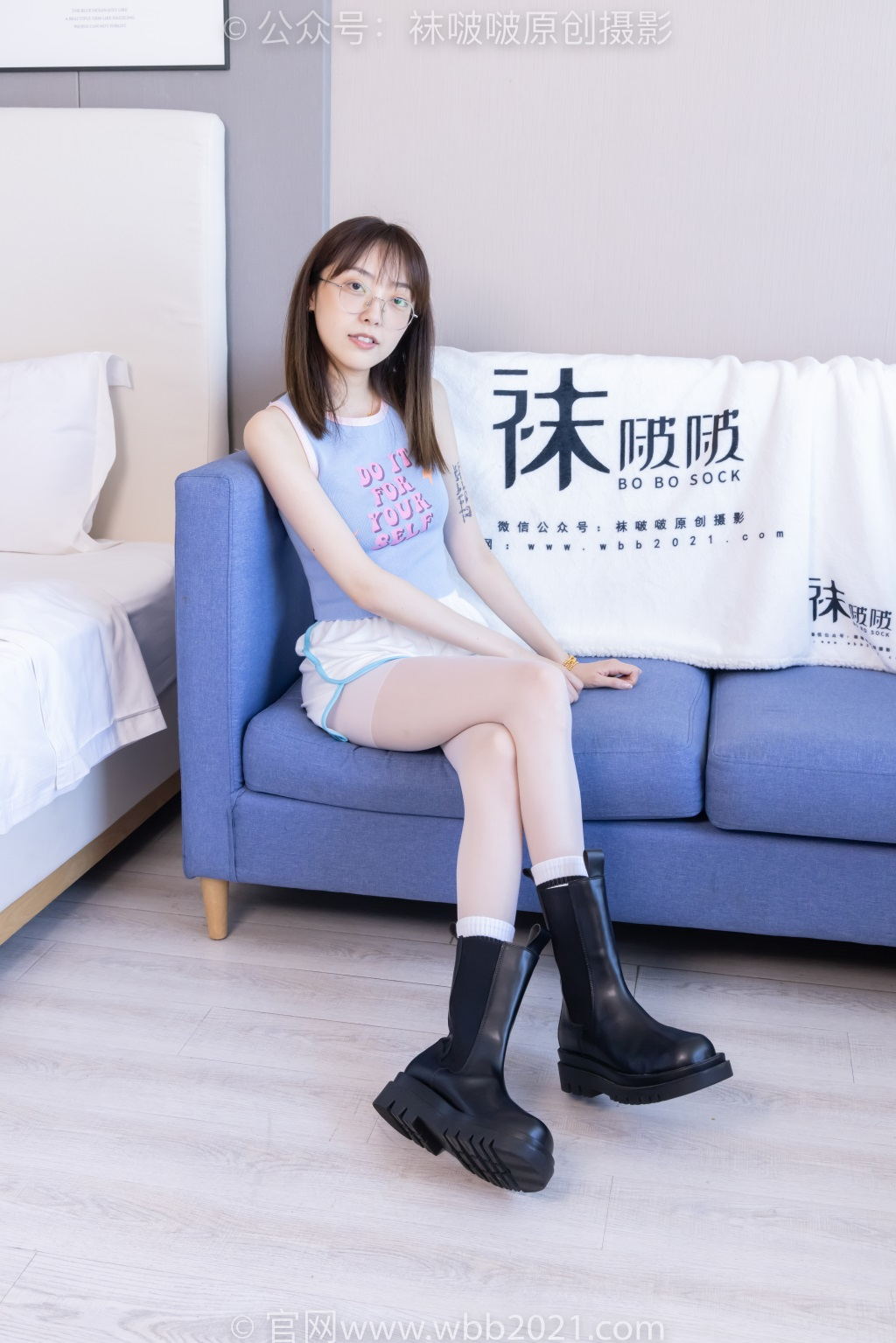 [BoBoSocks袜啵啵] NO.479 稚予-短靴、长筒白棉袜、白丝（脚尖加固款）（花絮版）[140P/1V/5.57G] 年费专享-第3张