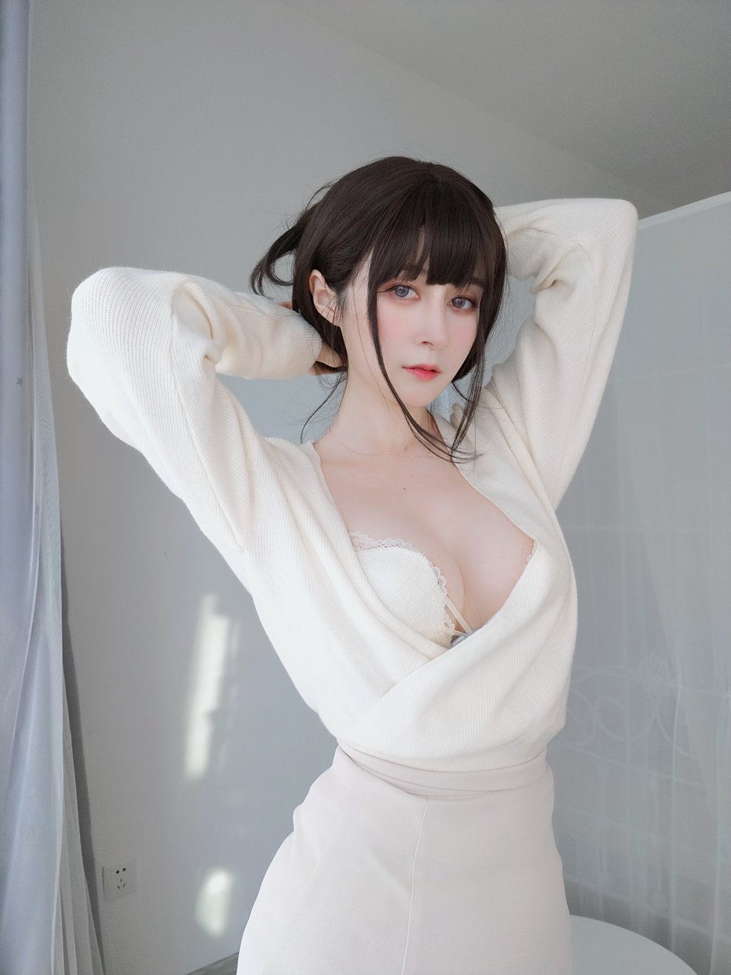 人气动漫Coser@白银81_2022年1月fantia合集 [384P12V-1.33GB] 网红写真-第4张