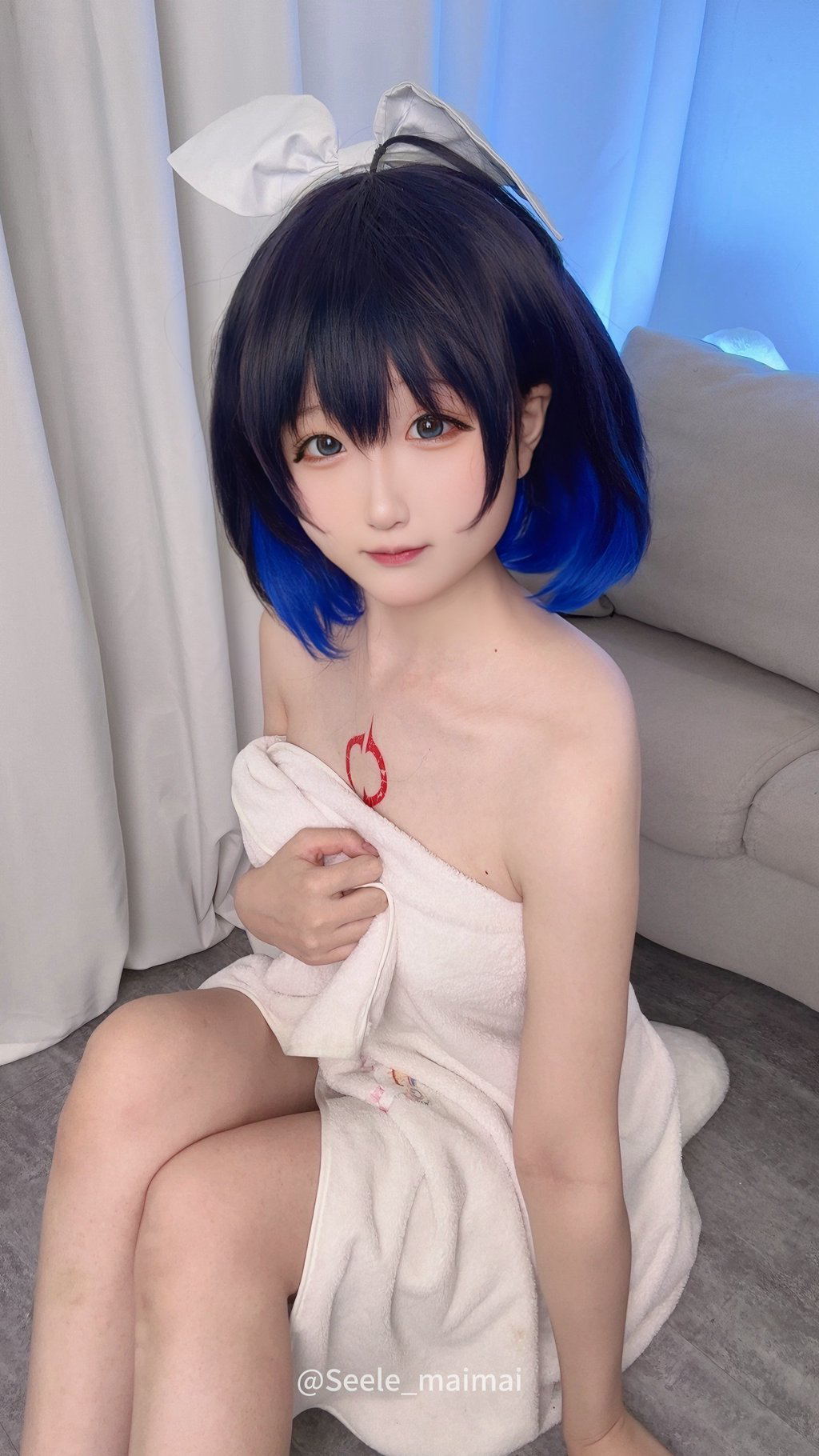 网紅Coser@Seele麦麦 –崩崩温泉 [59P-198MB] 网红写真-第4张
