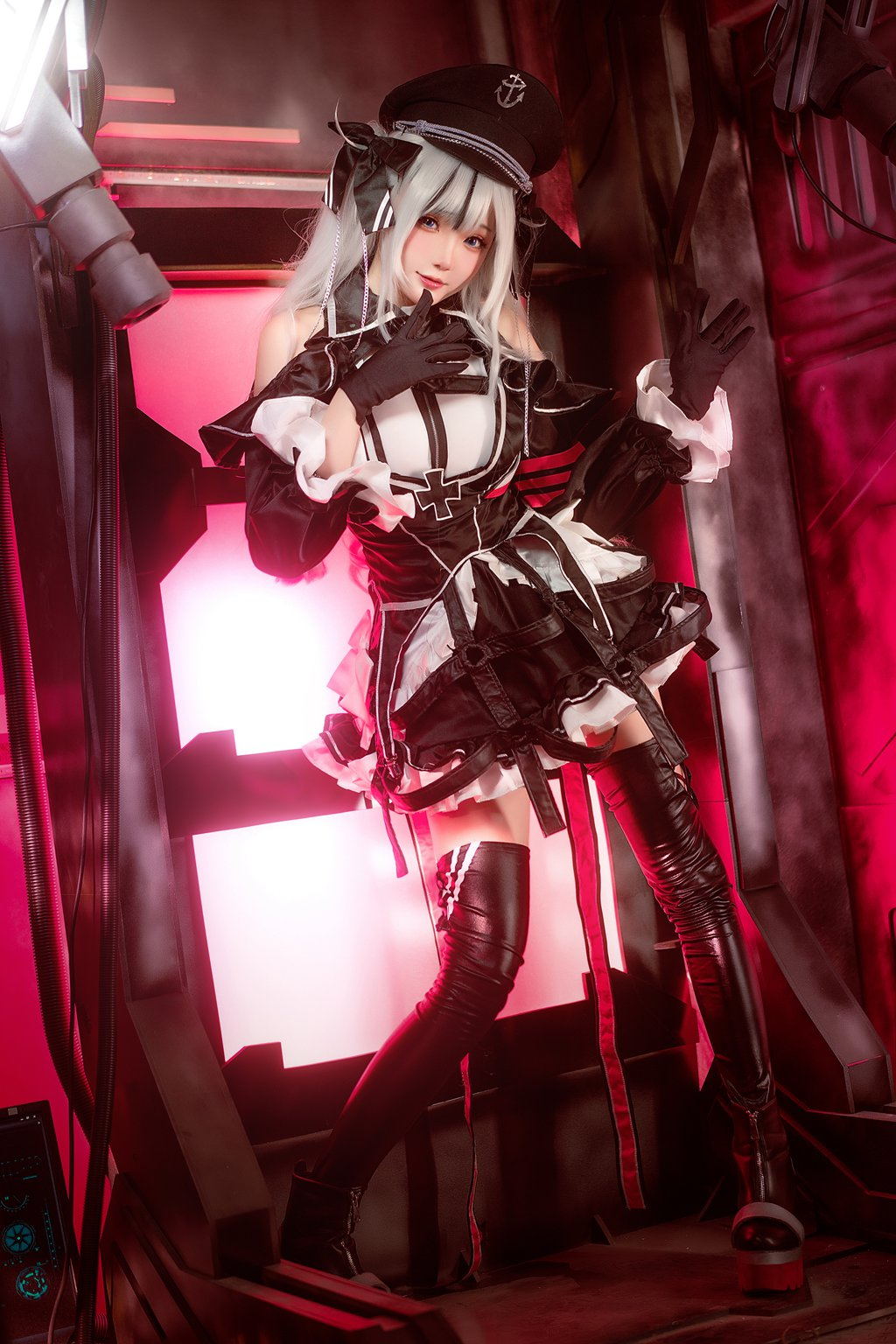 动漫Coser@瓜希酱 碧蓝航线 碧蓝航线 易北 [25P/171MB] 网红写真-第2张
