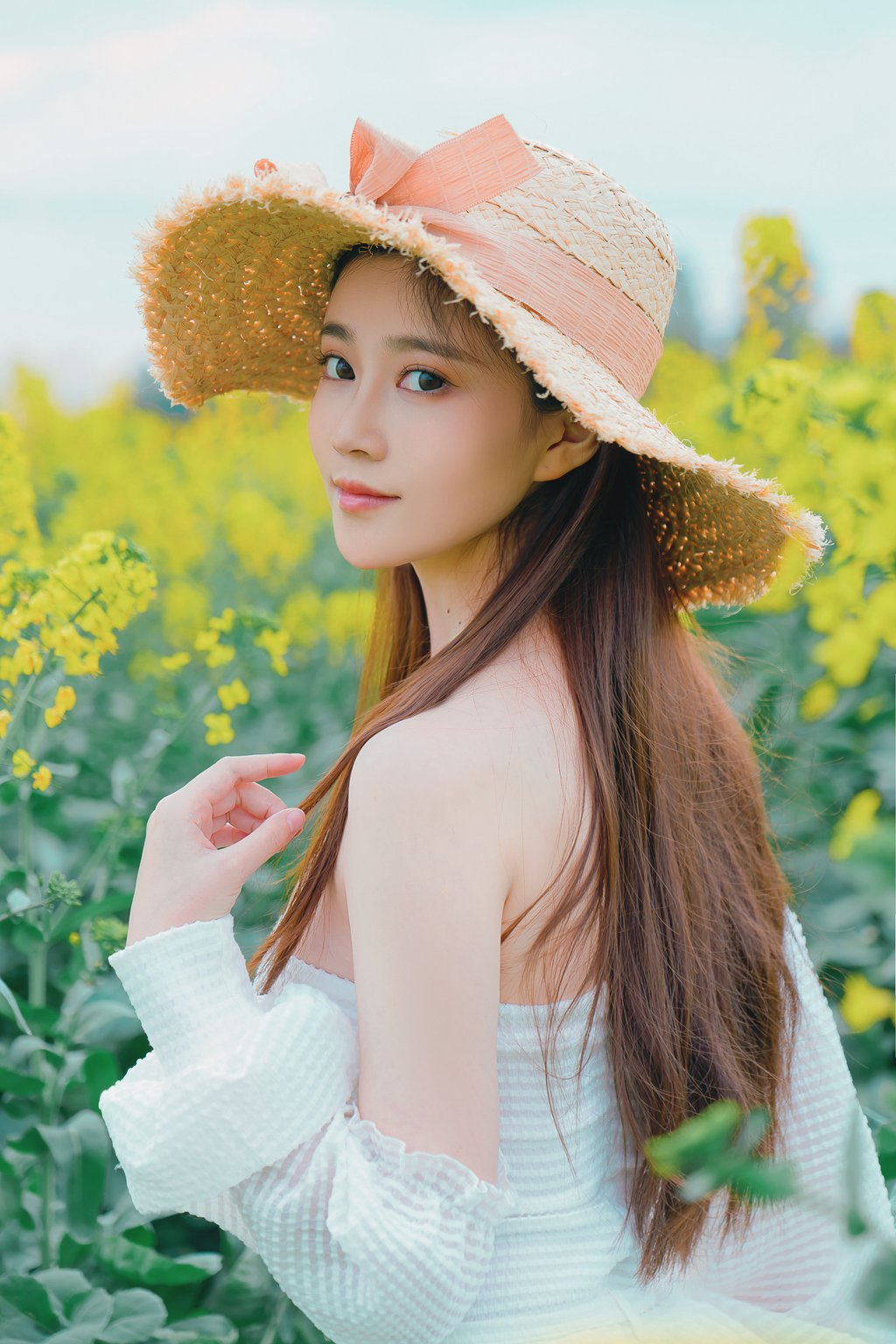 人气美女@年年nnian –花野 [53P-147M] 网红写真-第2张