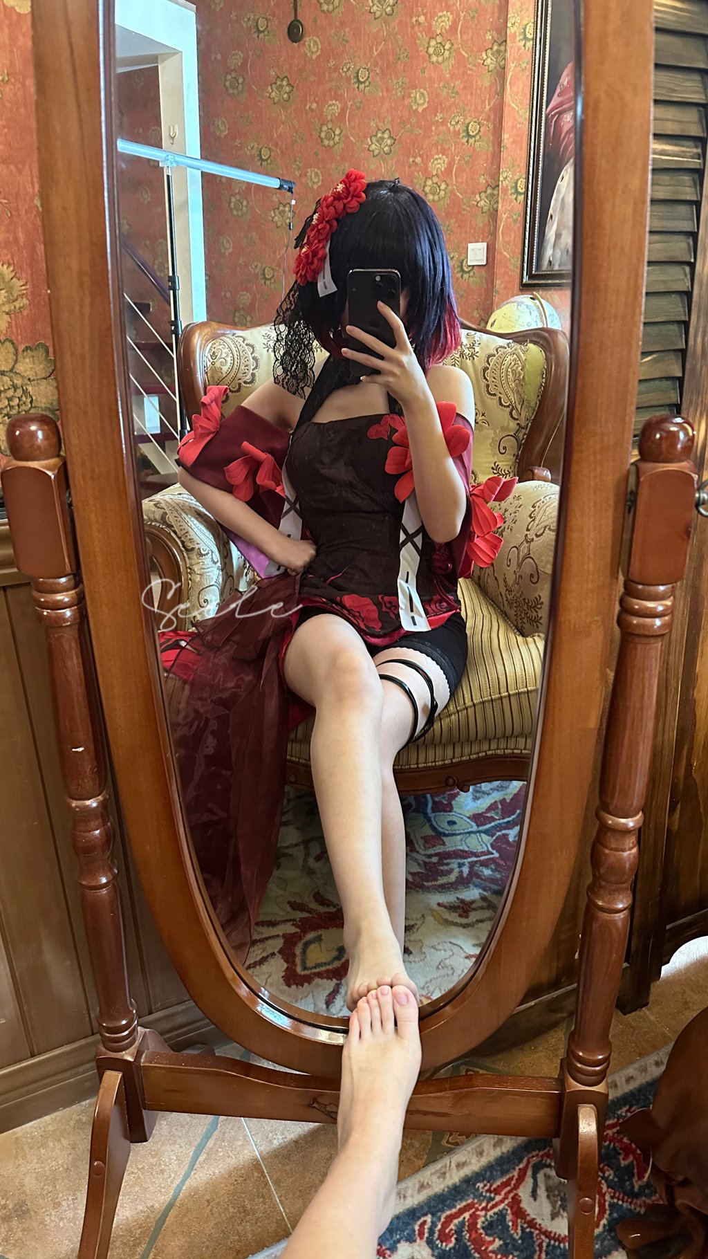 网紅Coser@Seele麦麦 –黑希旗袍物语 [61P8V-977MB] 网红写真-第2张