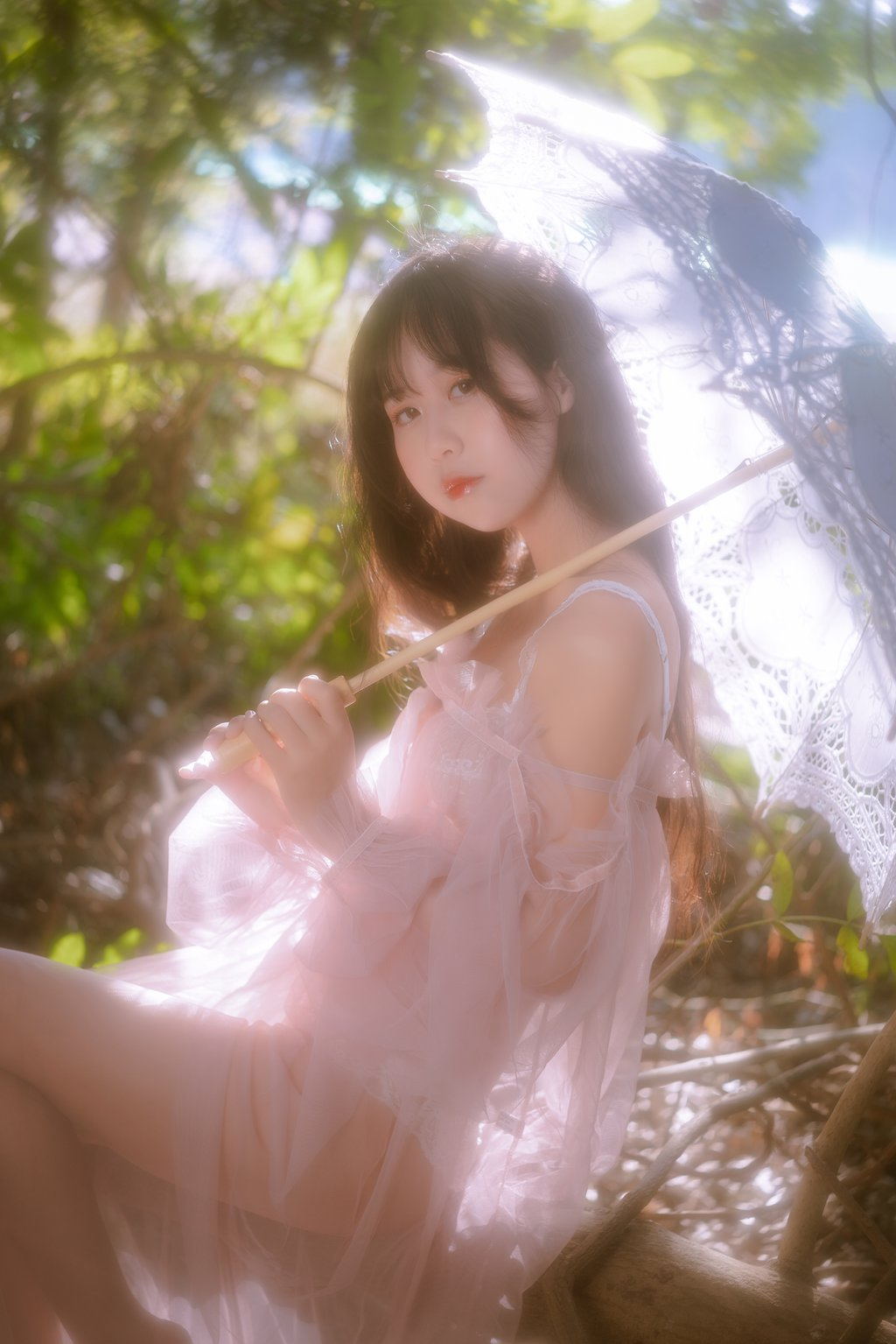 动漫博主@萌芽儿o0 林中少女 [30P/396MB] 网红写真-第2张