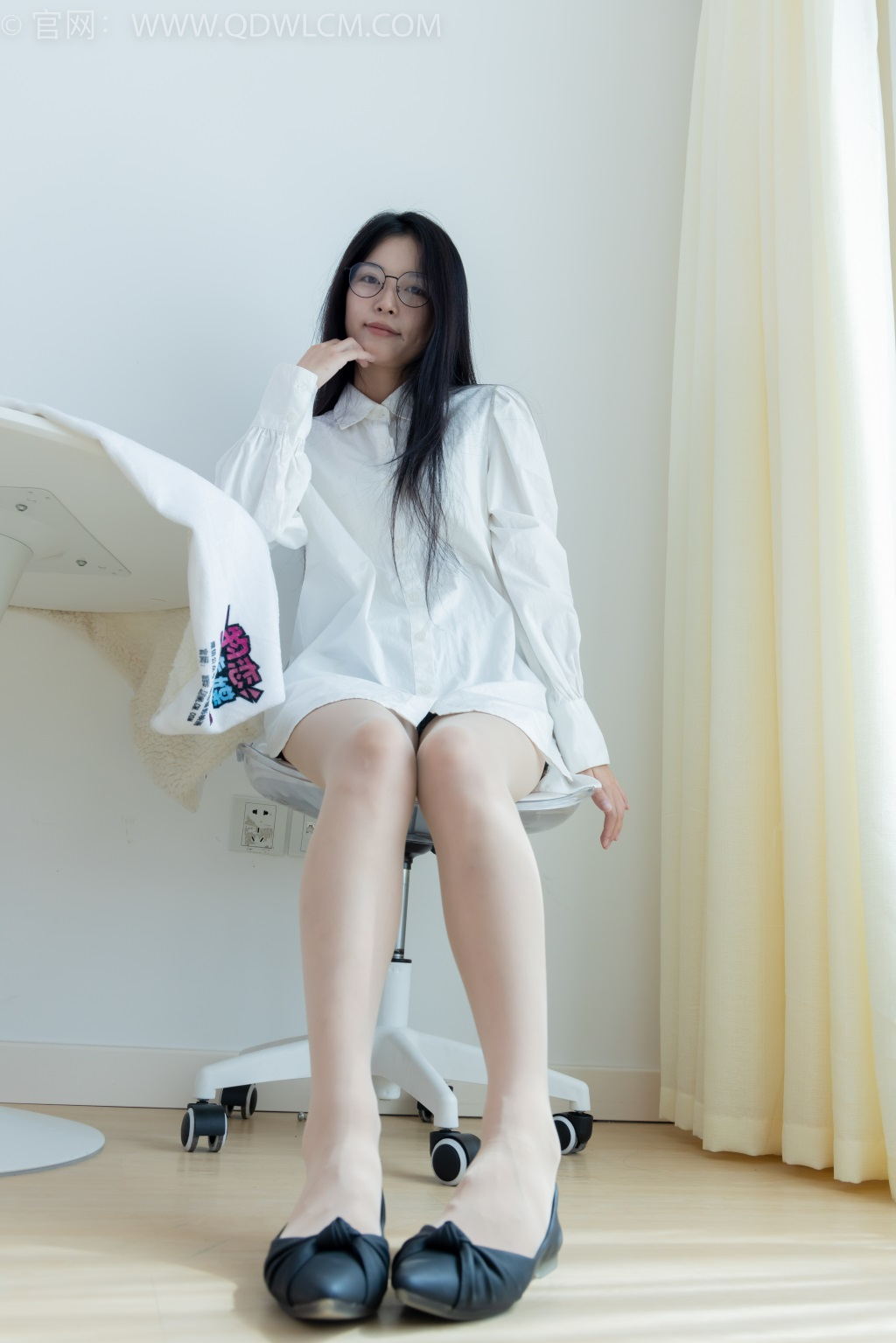 勿恋传媒 NO.2122 茯苓-皑皑霜雪的纯净 [150P/1V/3.27G] 其它写真-第1张