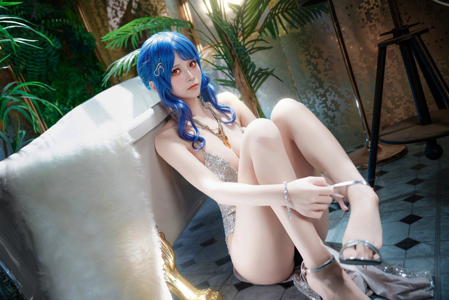 网红Coser@九柒喵 –圣路易斯 Luxury Handle[10P-38.2M] 网红写真-第4张