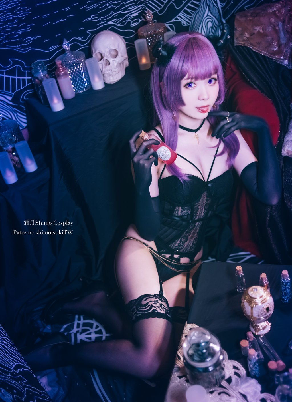 网紅Coser@霜月shimo 内衣 [16P-383MB] 网红写真-第4张