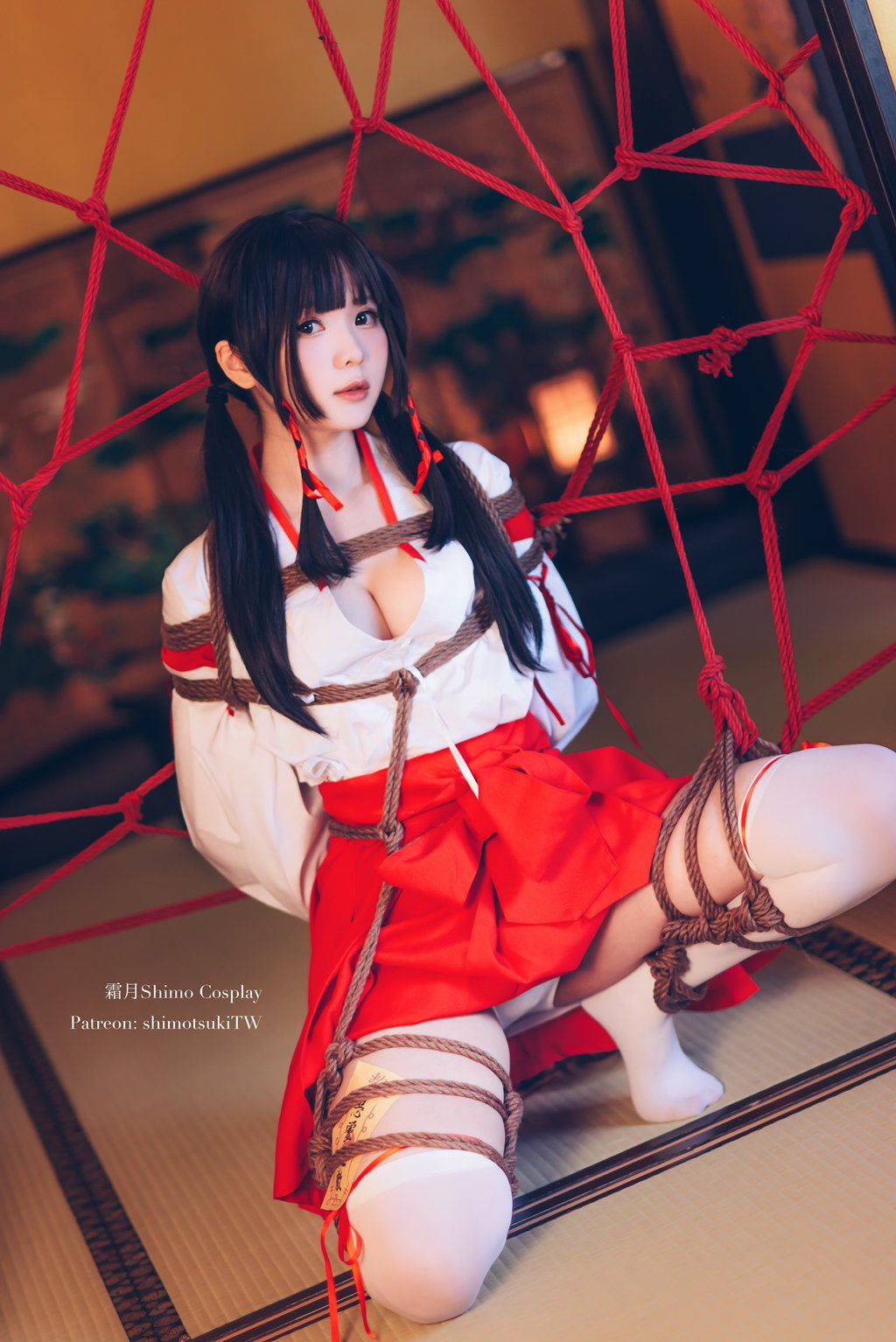 网紅Coser@霜月shimo 巫女捆绑 [24P-564MB] 网红写真-第4张