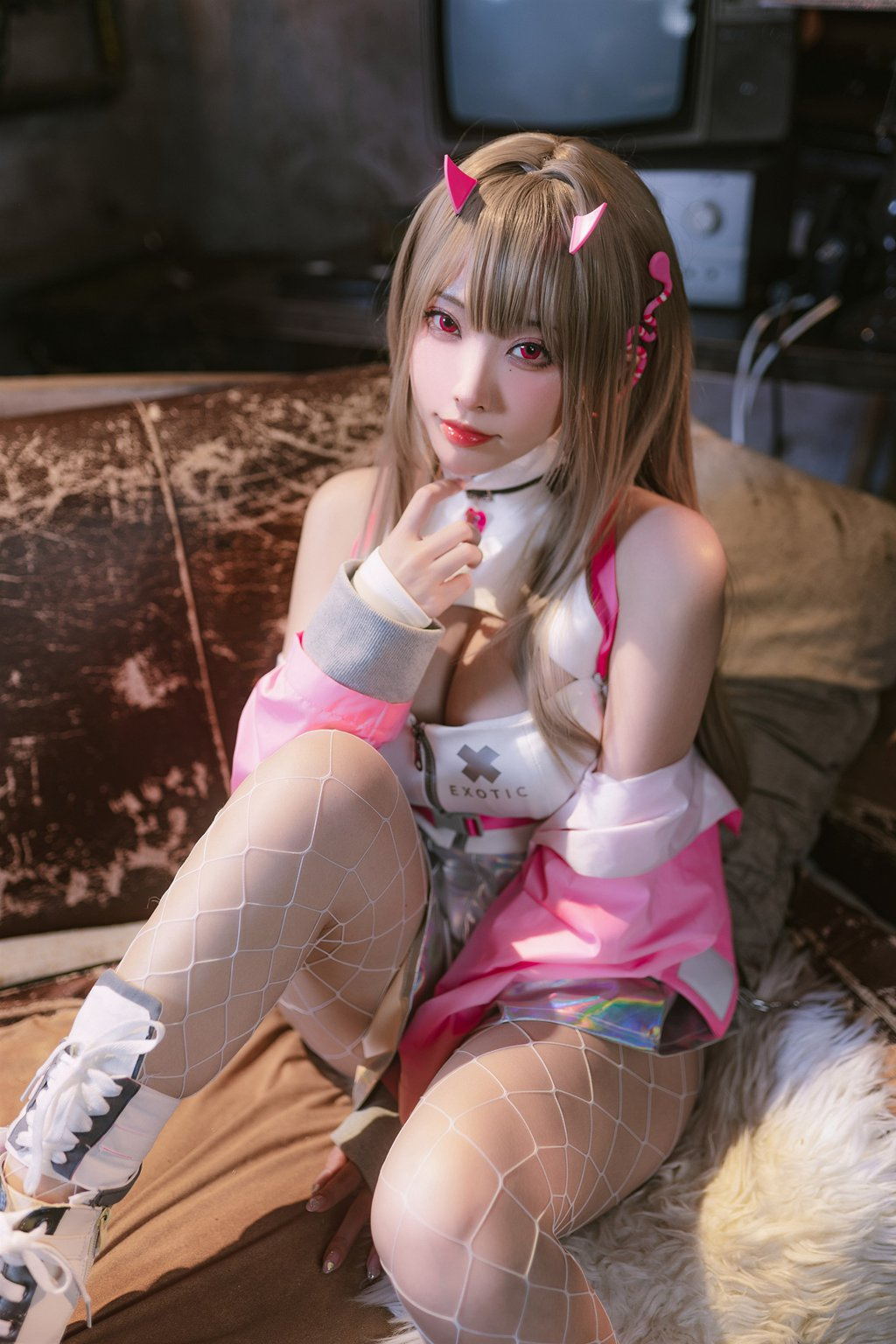 网红Coser@宮本桜 毒蛇[34P-95.2M] 网红写真-第4张