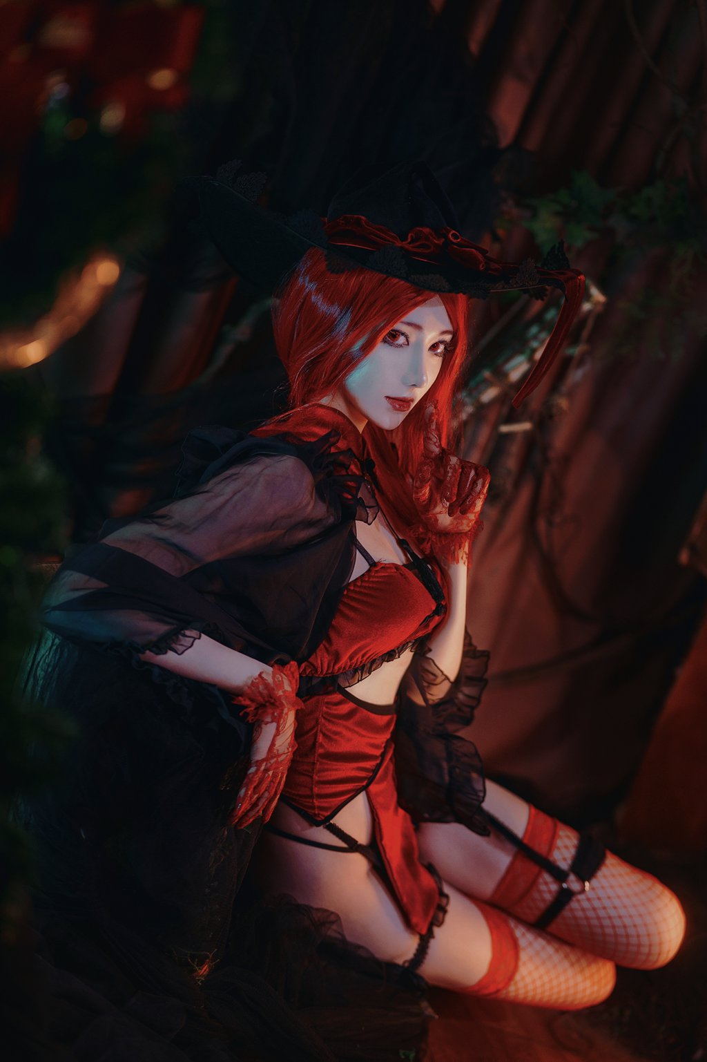 微博红人动漫Coser@南桃Momoko-红女巫 [19P-162MB] 网红写真-第3张
