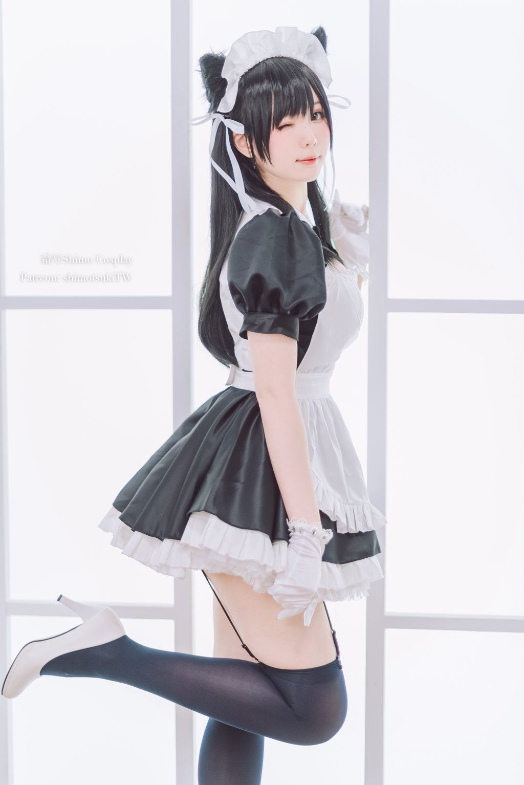 网紅Coser@霜月shimo 爱宕女仆 [18P-174MB] 网红写真-第3张