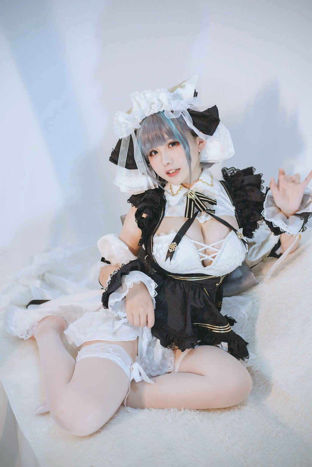 人气Coser@阿半今天很开心 柴郡 [42P/155MB] 网红写真-第3张