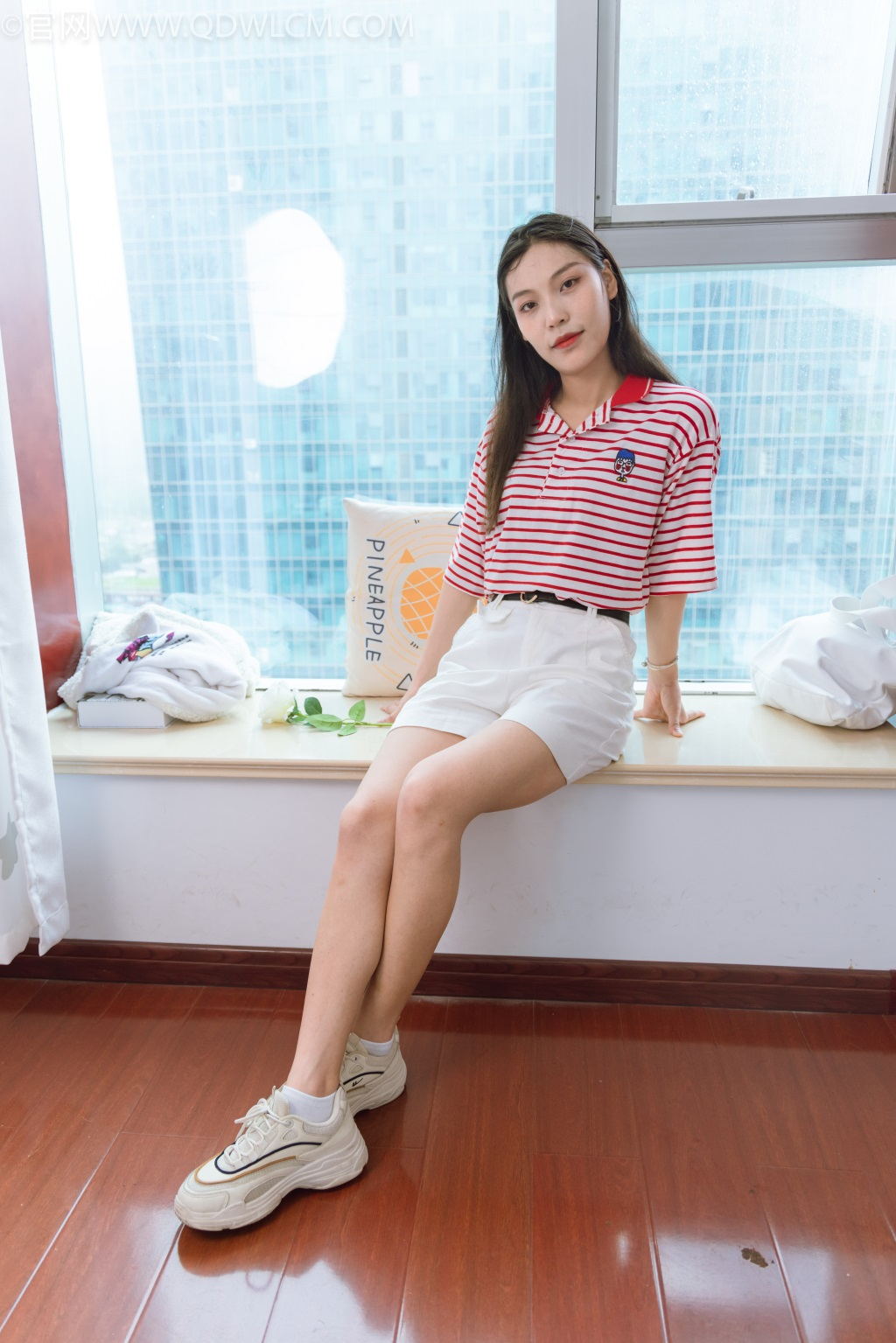 勿恋传媒 NO.2165 沁沁-爱意长存 [147P/1V/4.30G] 其它写真-第2张