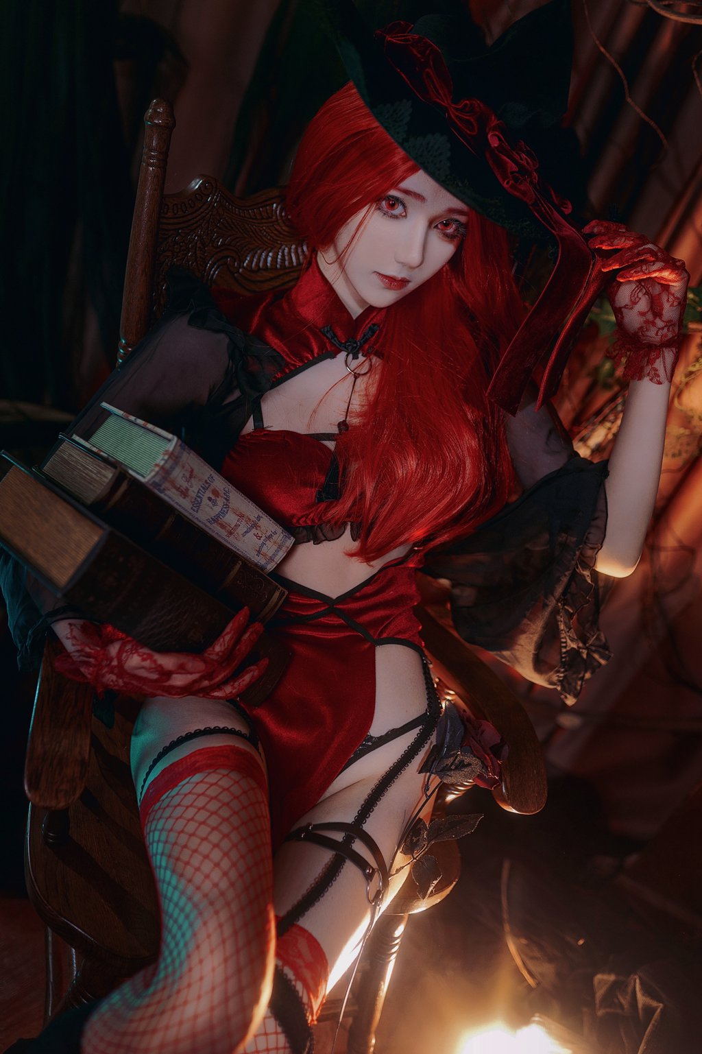 微博红人动漫Coser@南桃Momoko-红女巫 [19P-162MB] 网红写真-第2张