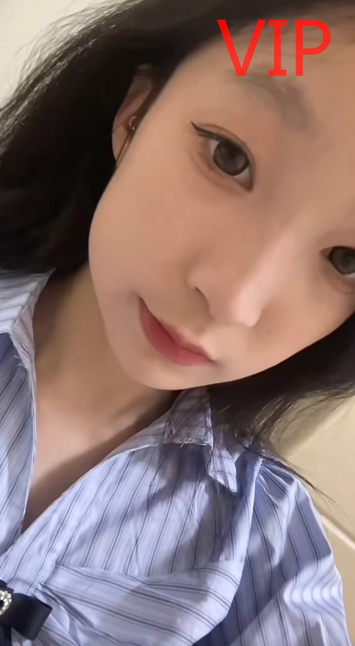 脚模面试脸足同框套路系列-119-长腿大脚妹妹[3P/14V/275MB] 年费专享-第1张