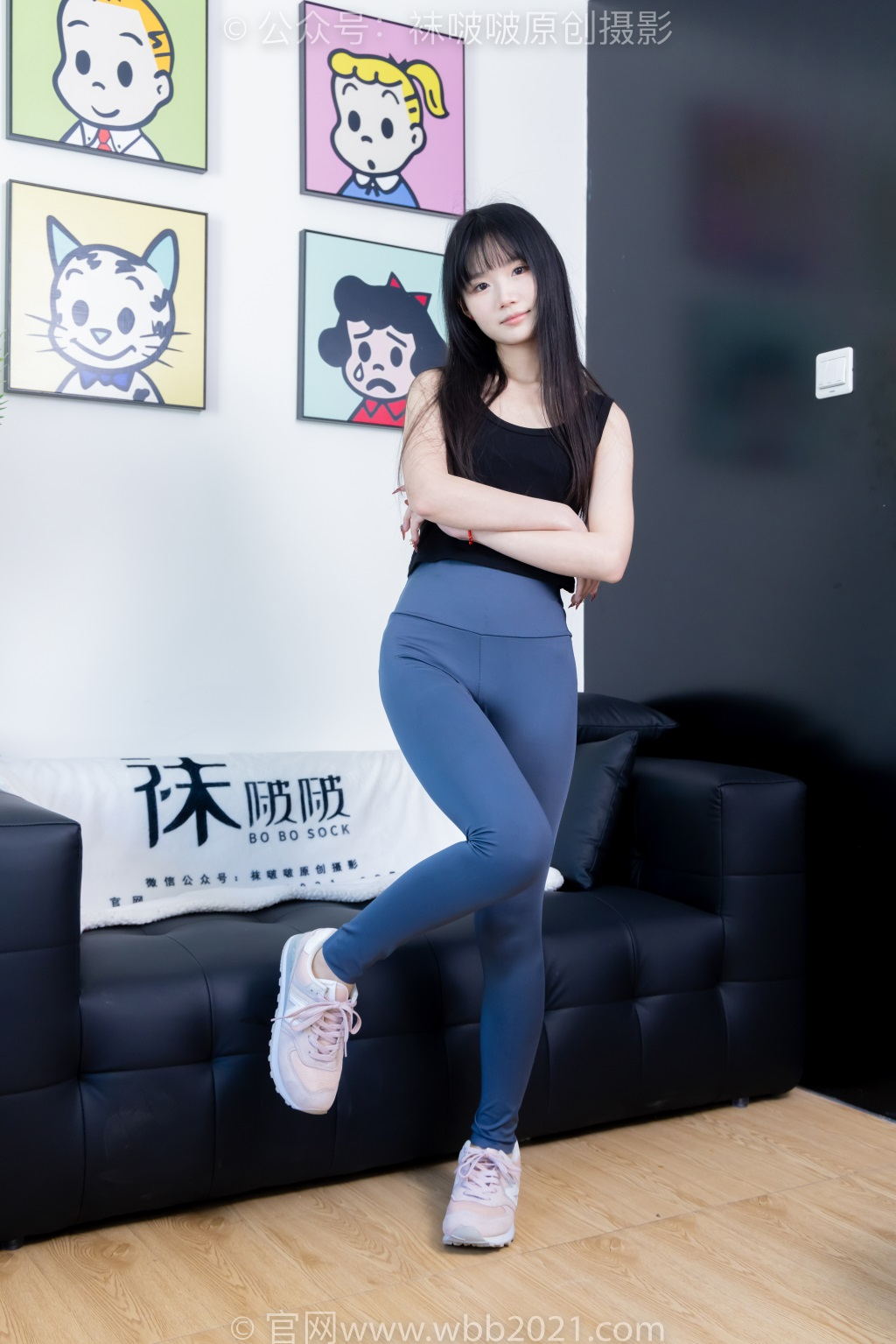 [BoBoSocks袜啵啵] NO.493 甜甜圈-运动鞋、薄肉丝（脚尖微加固款）、瑜伽裤裤里丝（花絮版）[140P/1V/5.43G] 年费专享-第3张