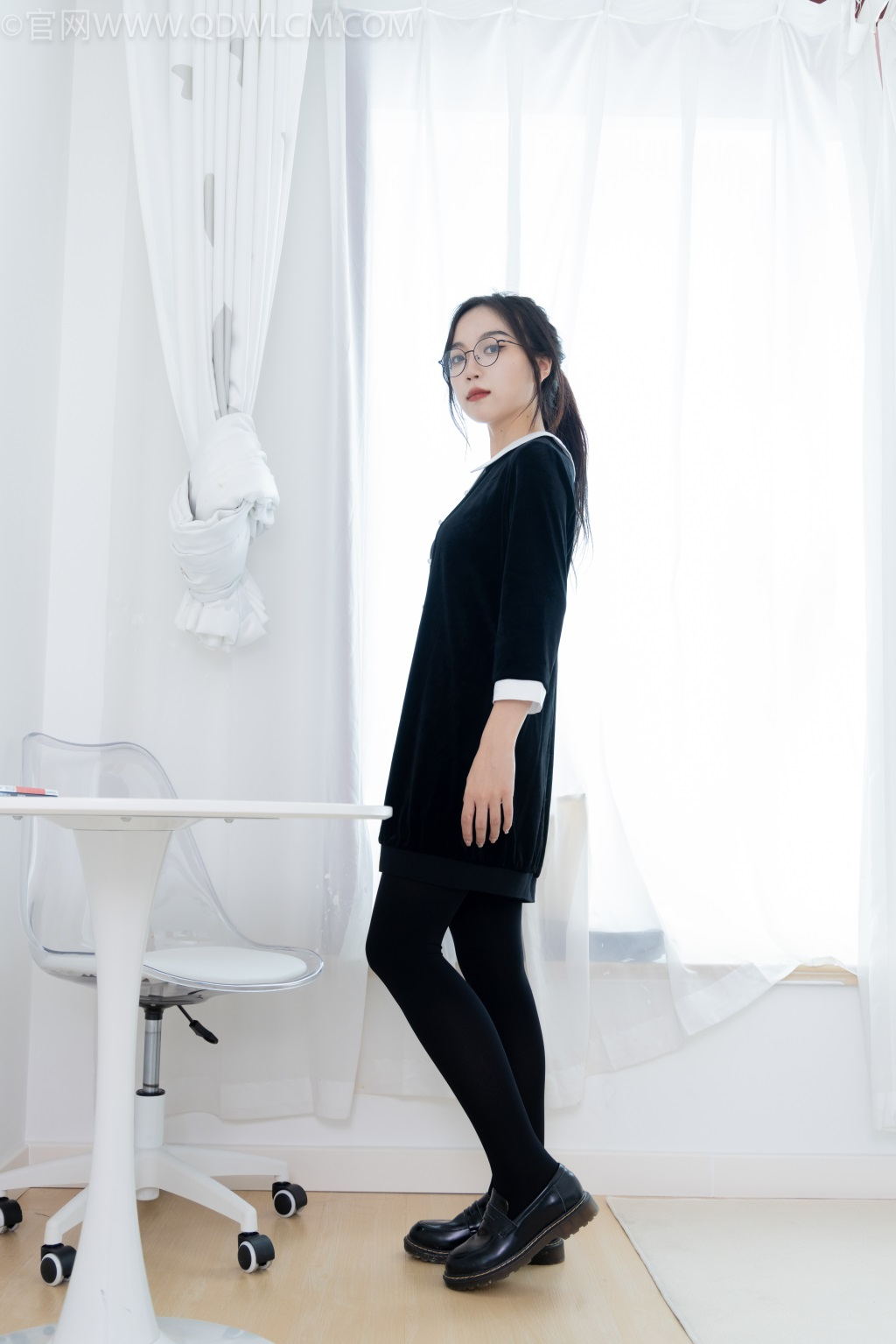 勿恋传媒 NO.2162 纱纱-黑色记忆 [162P/1V/4.36G] 其它写真-第2张