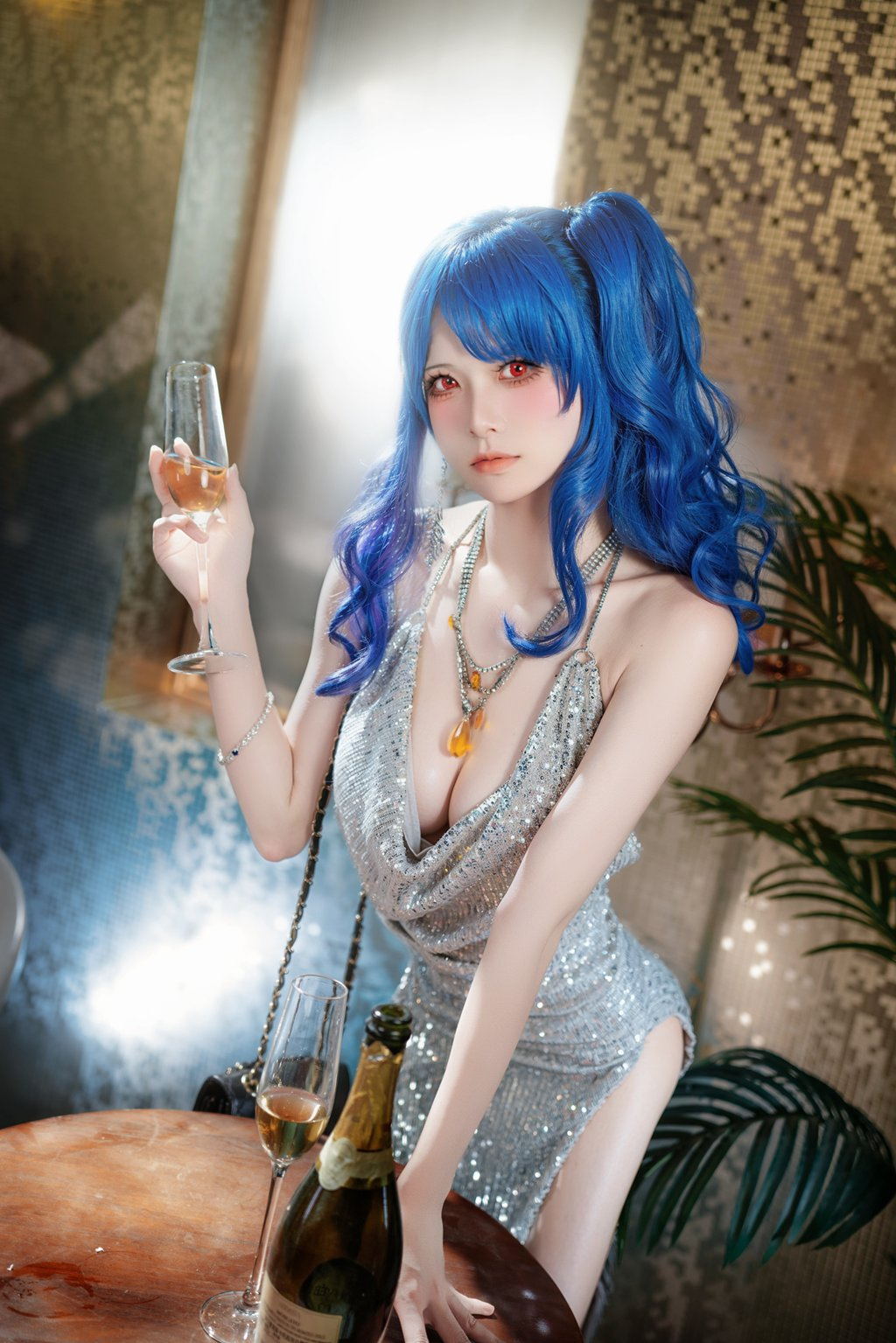 网红Coser@九柒喵 –圣路易斯 Luxury Handle[10P-38.2M] 网红写真-第1张
