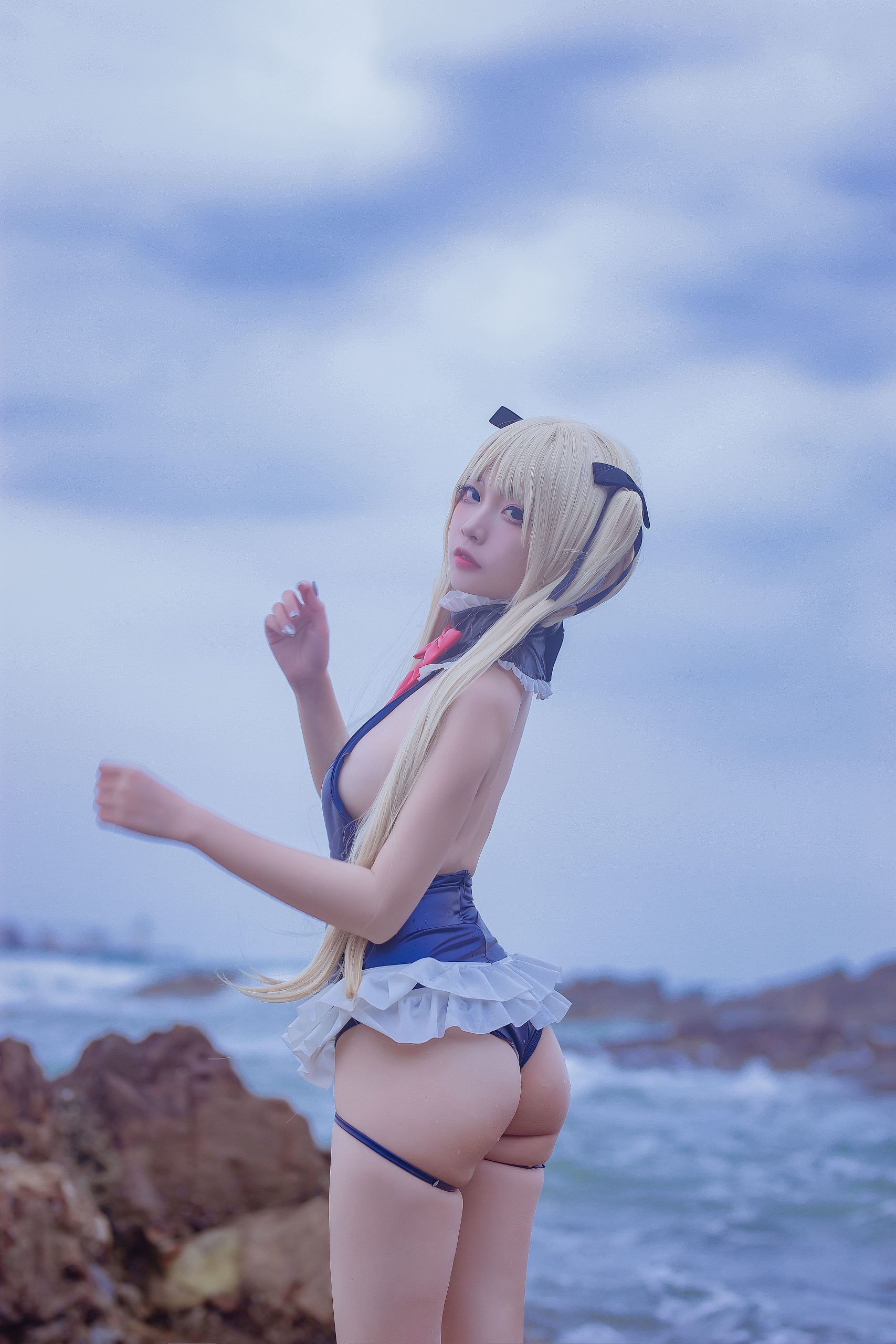人气动漫博主@二佐Nisa 碧蓝航线 玛丽罗斯泳装 [13P/69MB] 网红写真-第2张
