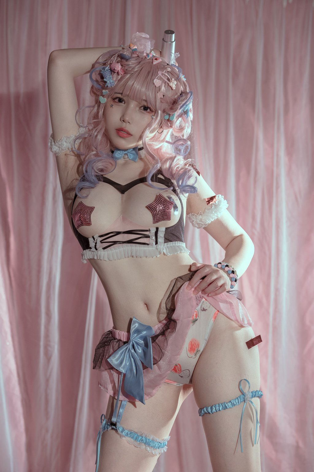网紅Coser@七月喵子-爱豆 [33P-346MB] 网红写真-第1张