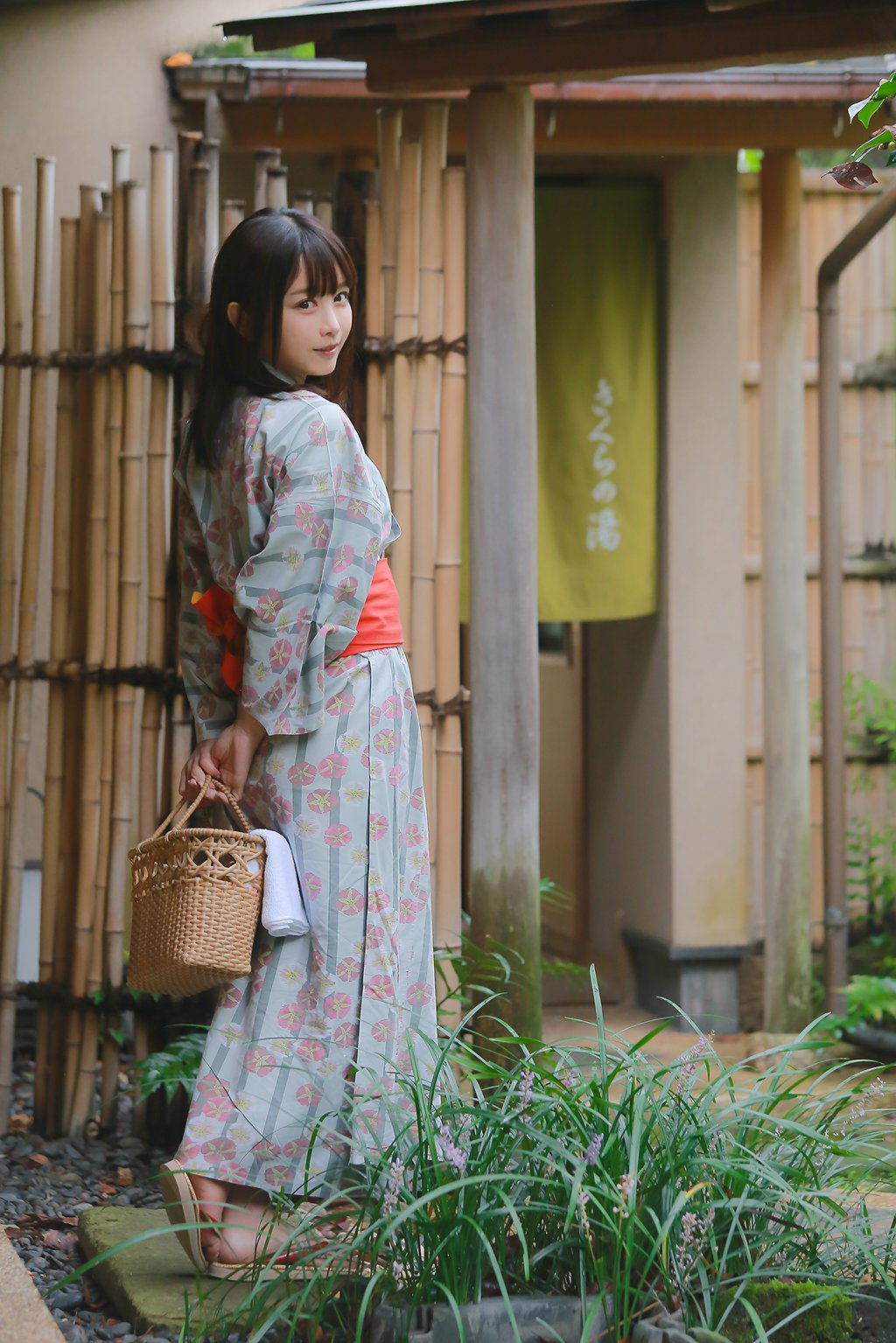 网红Coser@いくみ – [いっきゅうさん ( いくみ)] いくみと温泉[203P-391.4M] 网红写真-第1张