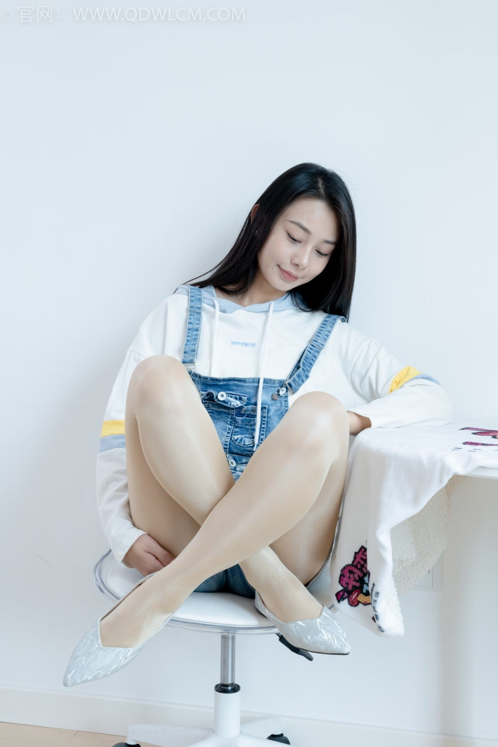 勿恋传媒 NO.2173 兰兰-初秋的街头 [165P/1V/5.16G] 其它写真-第4张