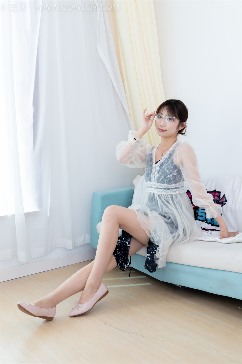 勿恋传媒 NO.2202 泡泡-片刻的治愈 [160P/1V/2.74G] 其它写真-第4张