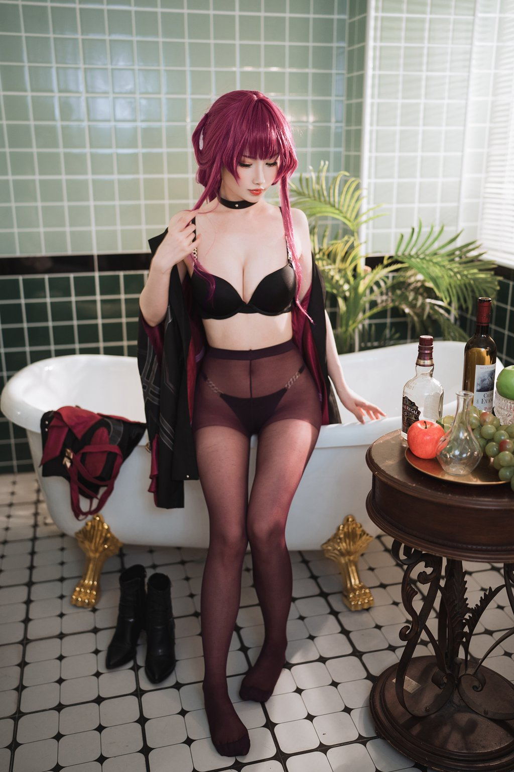 知名动漫Coser@rioko凉凉子 卡芙卡妈咪特典版 [65P/20V/1.10G] 网红写真-第4张