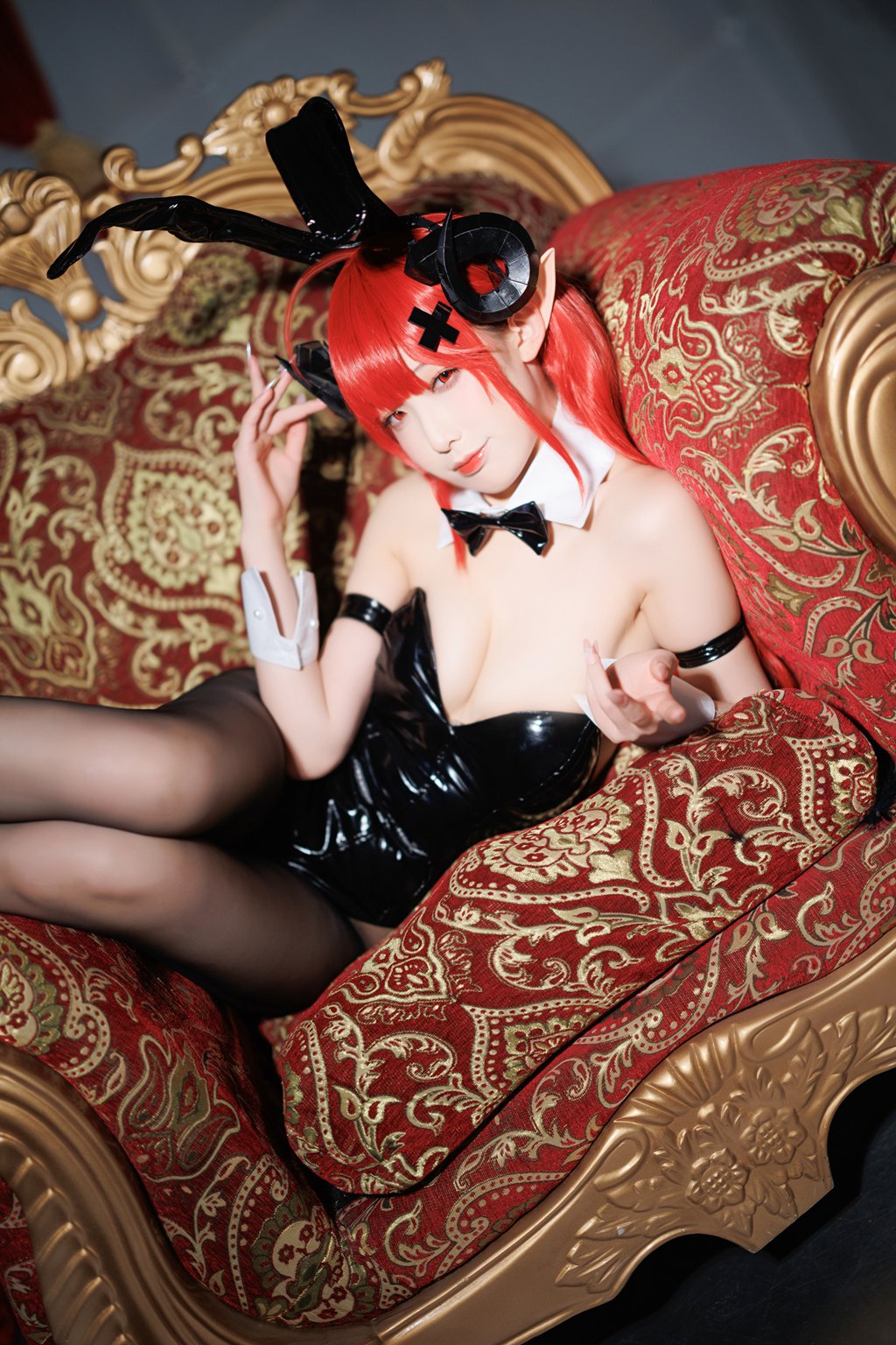 动漫博主@封疆疆 兴登堡兔女郎[47P-372M] 网红写真-第3张