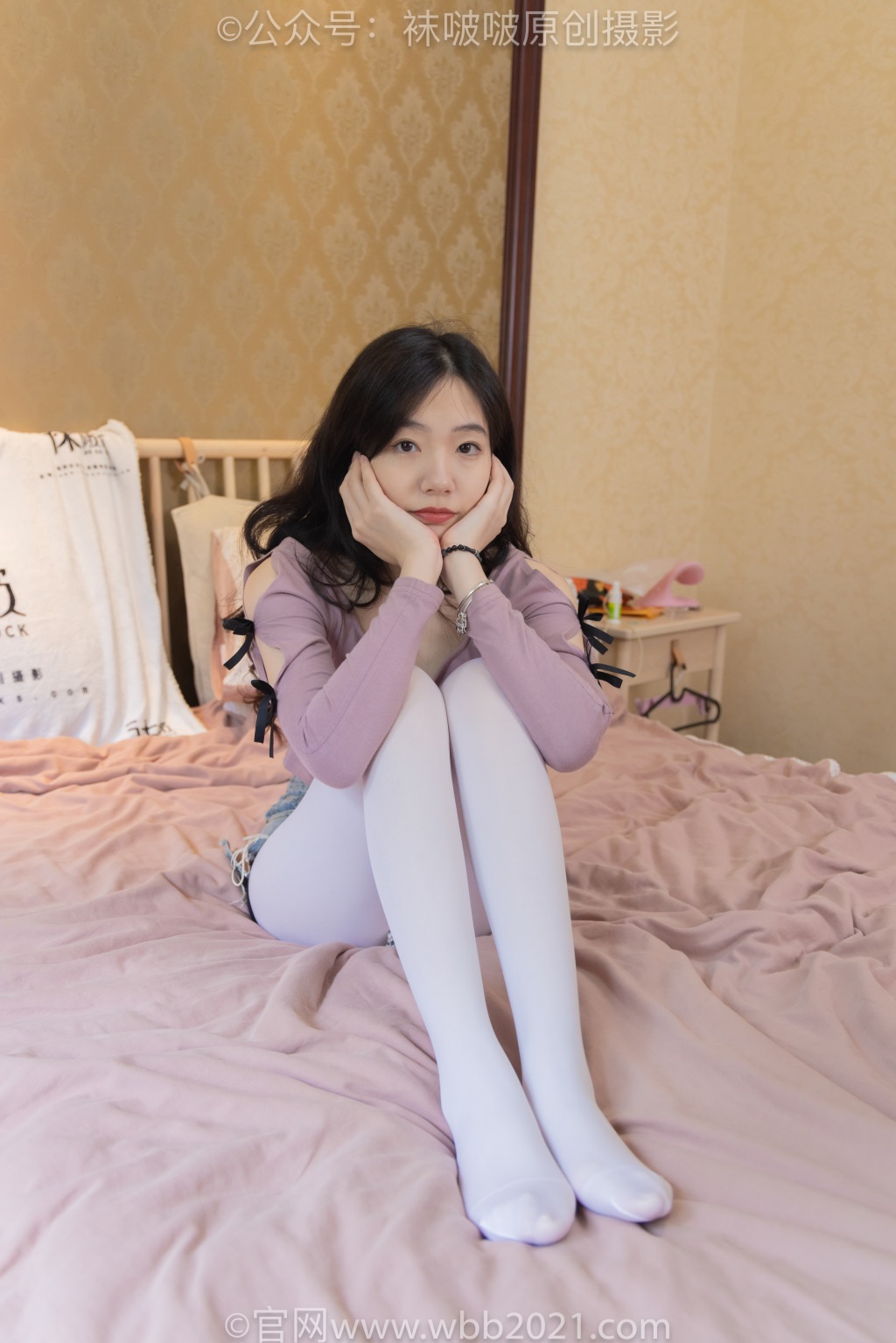 [BoBoSocks袜啵啵] NO.504 小甜豆-板鞋、厚白丝（花絮版）[142P/1V/7.16G] 年费专享-第3张