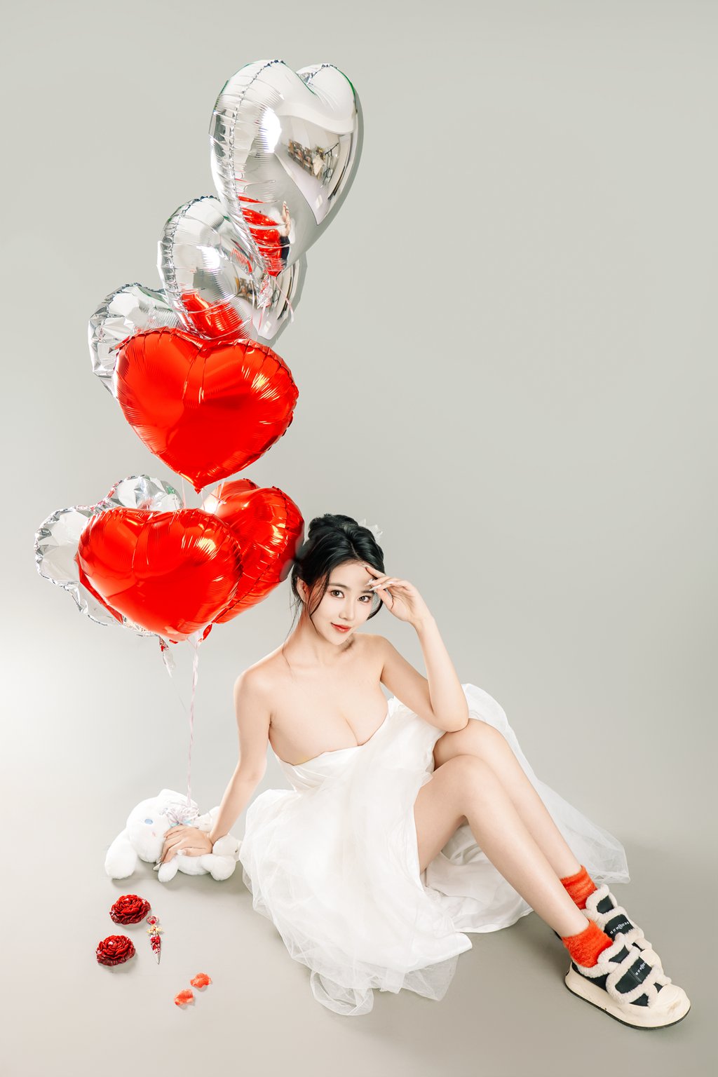 人气美女@年年nnian –情人节特别篇[80P-799M] 网红写真-第3张