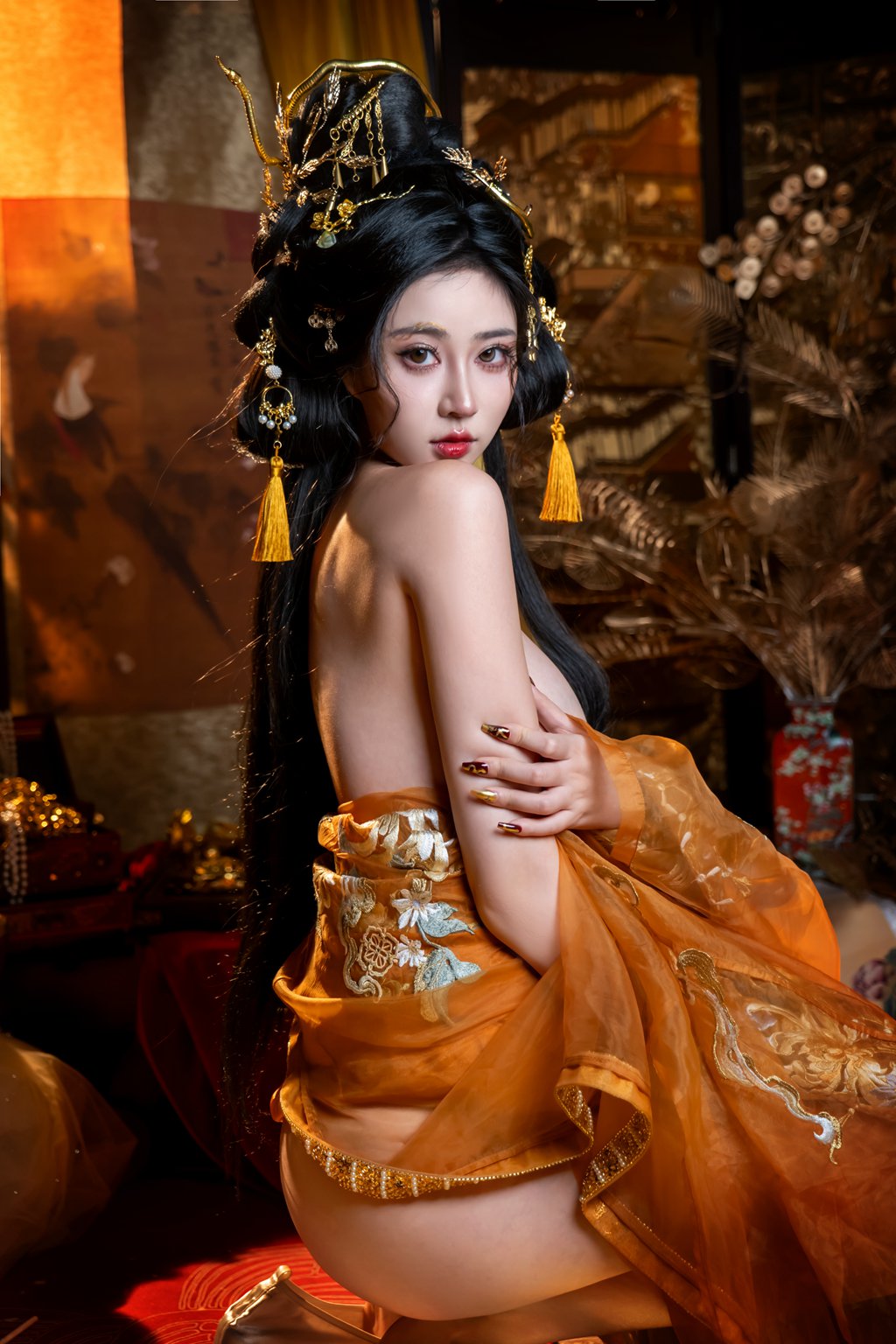 人气美女@年年nnian –金蛇贺岁[80P-977M] 网红写真-第3张