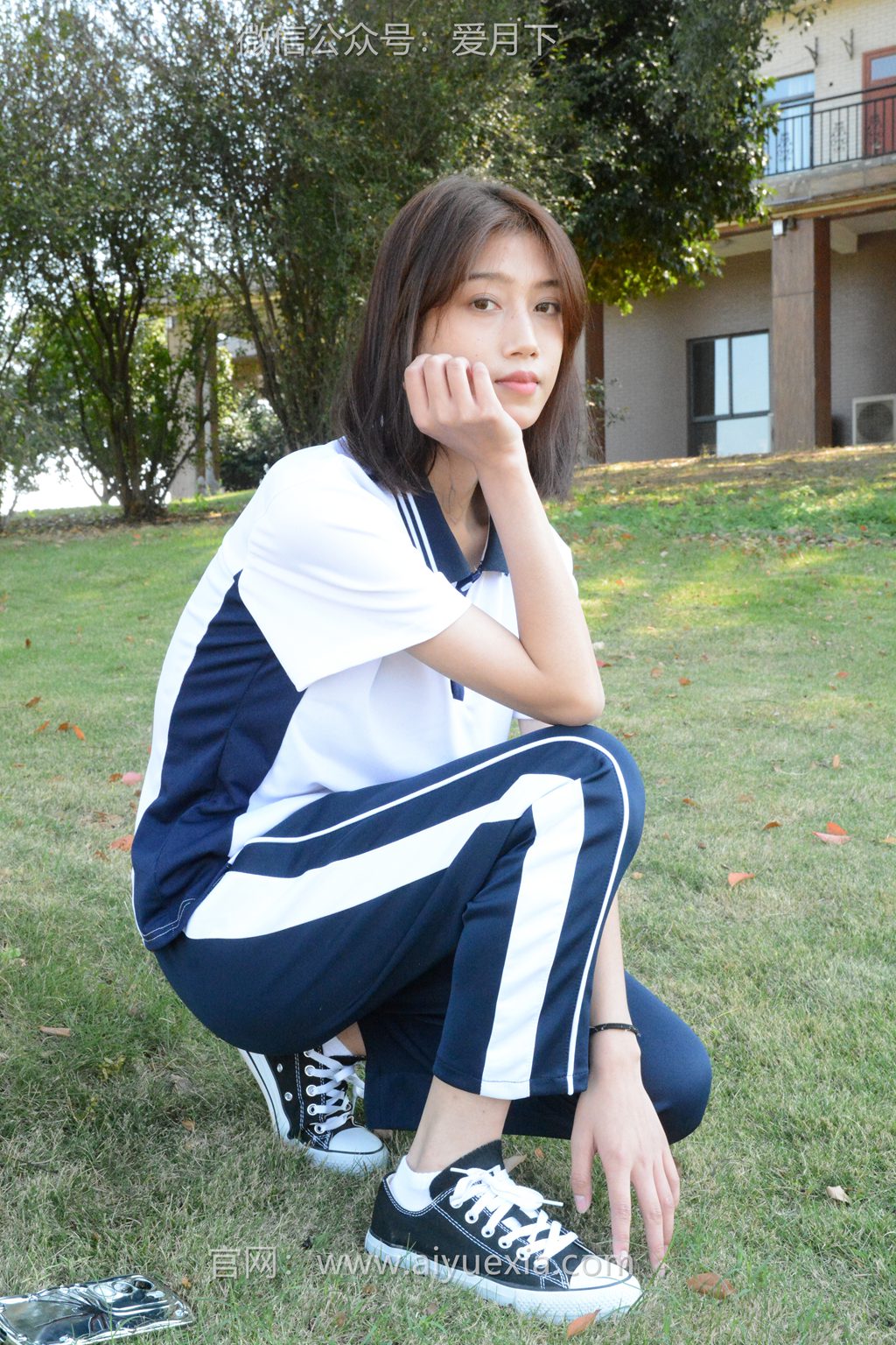 月下摄影 NO.004 秀秀~浅发校服 其实我喜欢酷酷的，今天第一期被安排了校服！[130P/1V/8.79GB] 其它写真-第3张