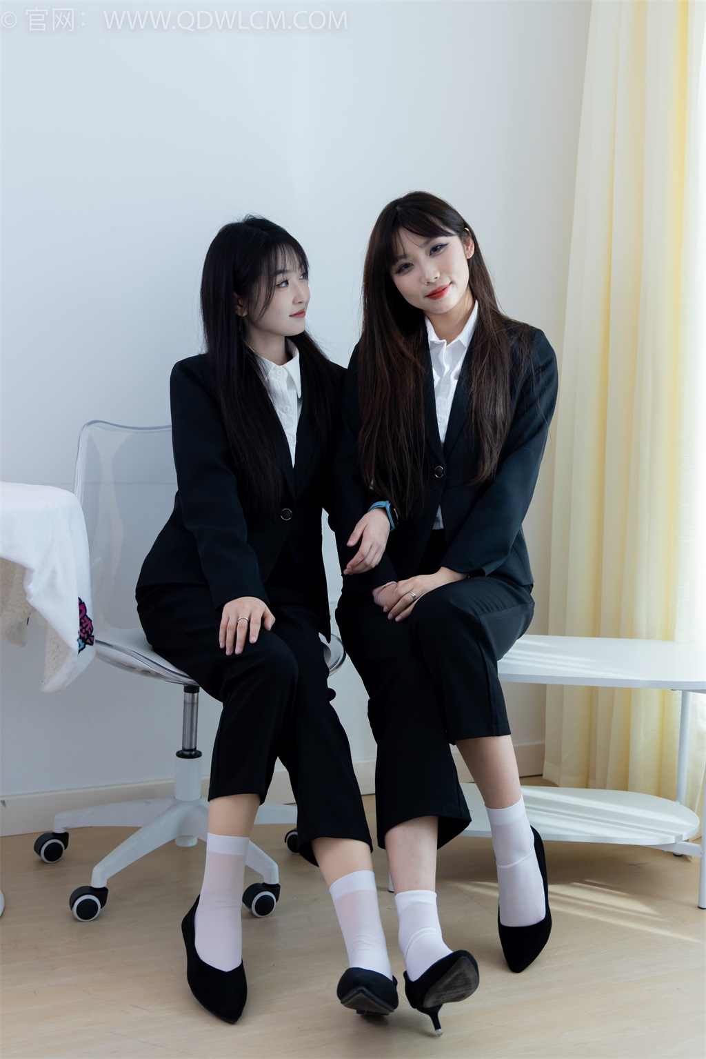 勿恋传媒 NO.2216 泡泡&嘉木-手心的蔷薇 [225P/1V/6.36G] 其它写真-第3张