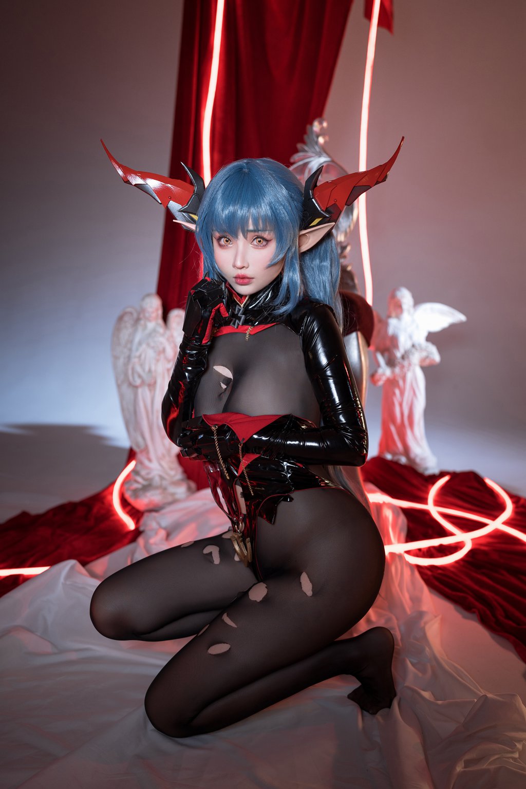 知名动漫Coser@rioko凉凉子 碧蓝航线 雷根斯堡 [40P/307MB] 网红写真-第3张