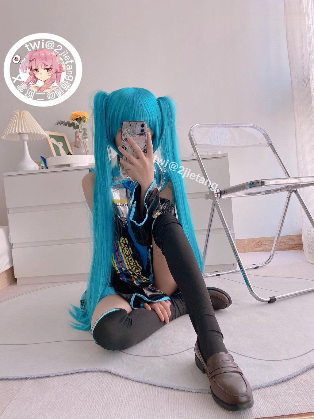 网紅Coser@二阶堂 (宅绘子) 初音未来[69P-124.1M] 网红写真-第2张