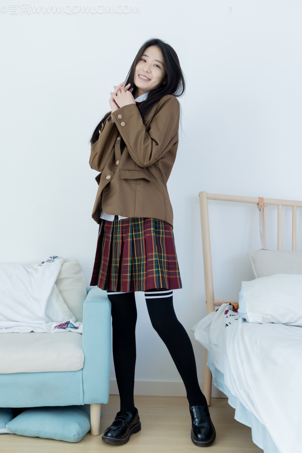 勿恋传媒 NO.2188 菜菜-北方的冬天 [154P/1V/3.82G] 其它写真-第3张