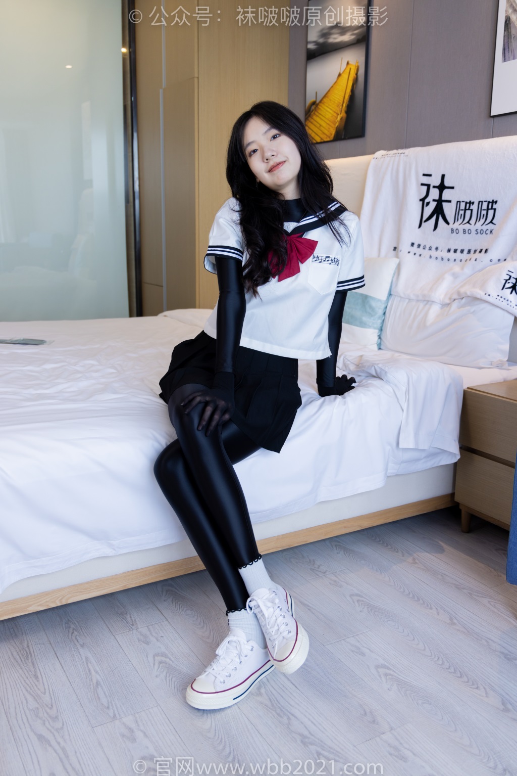 [BoBoSocks袜啵啵] NO.513 小甜豆-帆布鞋、白棉袜、厚嘿丝五指袜和jk制服叠穿、裤里丝、黑色口罩（花絮版）[140P/1V/6.07G] 年费专享-第2张