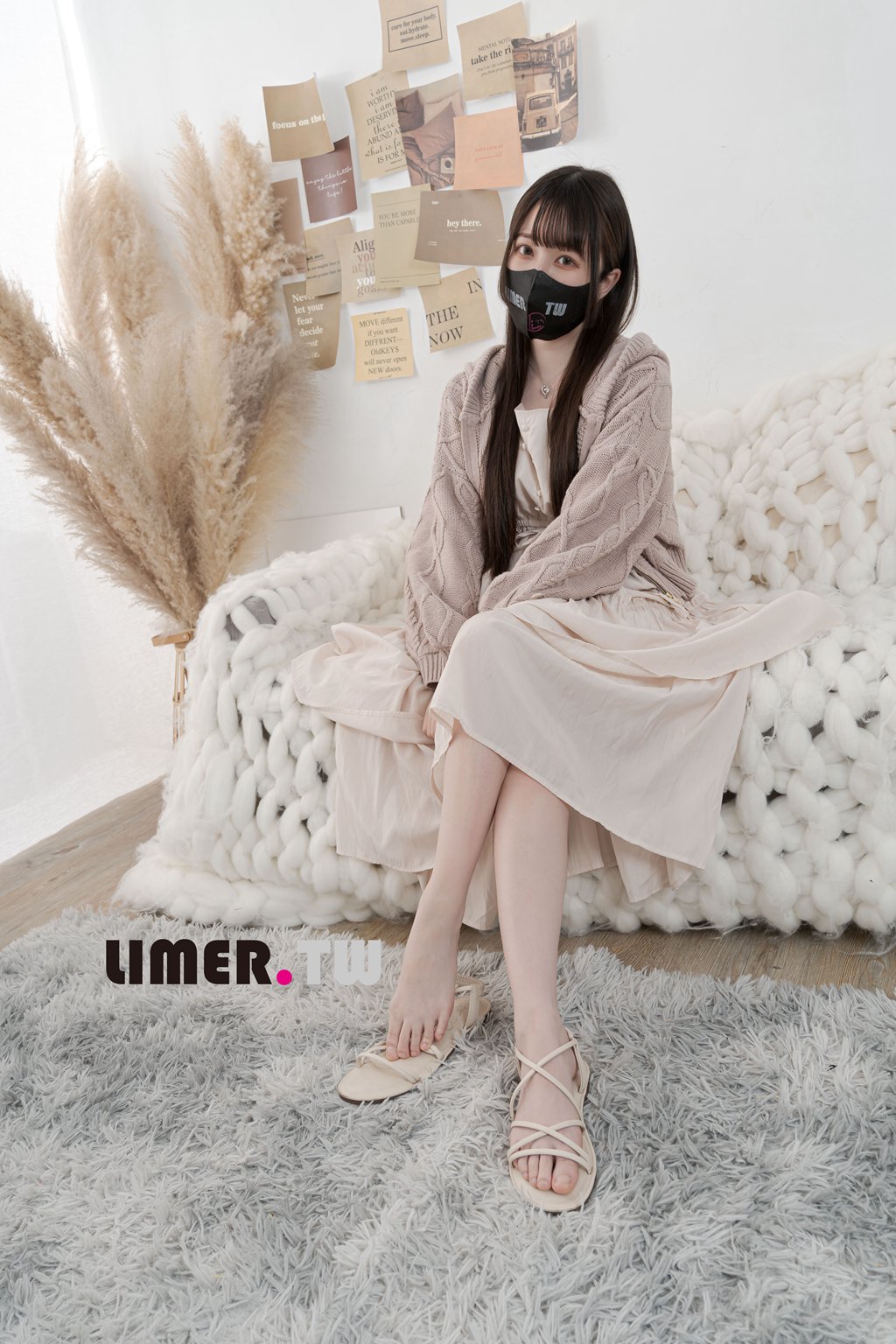 Limerence Miya 涼鞋 素甲 粉嫩通紅裸足 一次滿足 [168P/1V/3.46GB] Limerence-第2张
