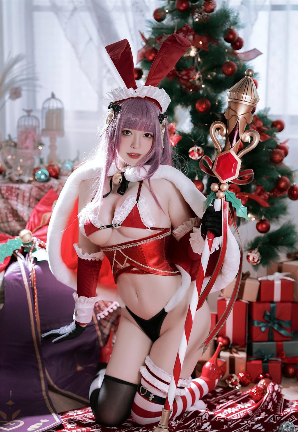 微博人气Coser@半半子 兔子圣诞节 Christmas Bunny Aike[41P-67M] 网红写真-第2张