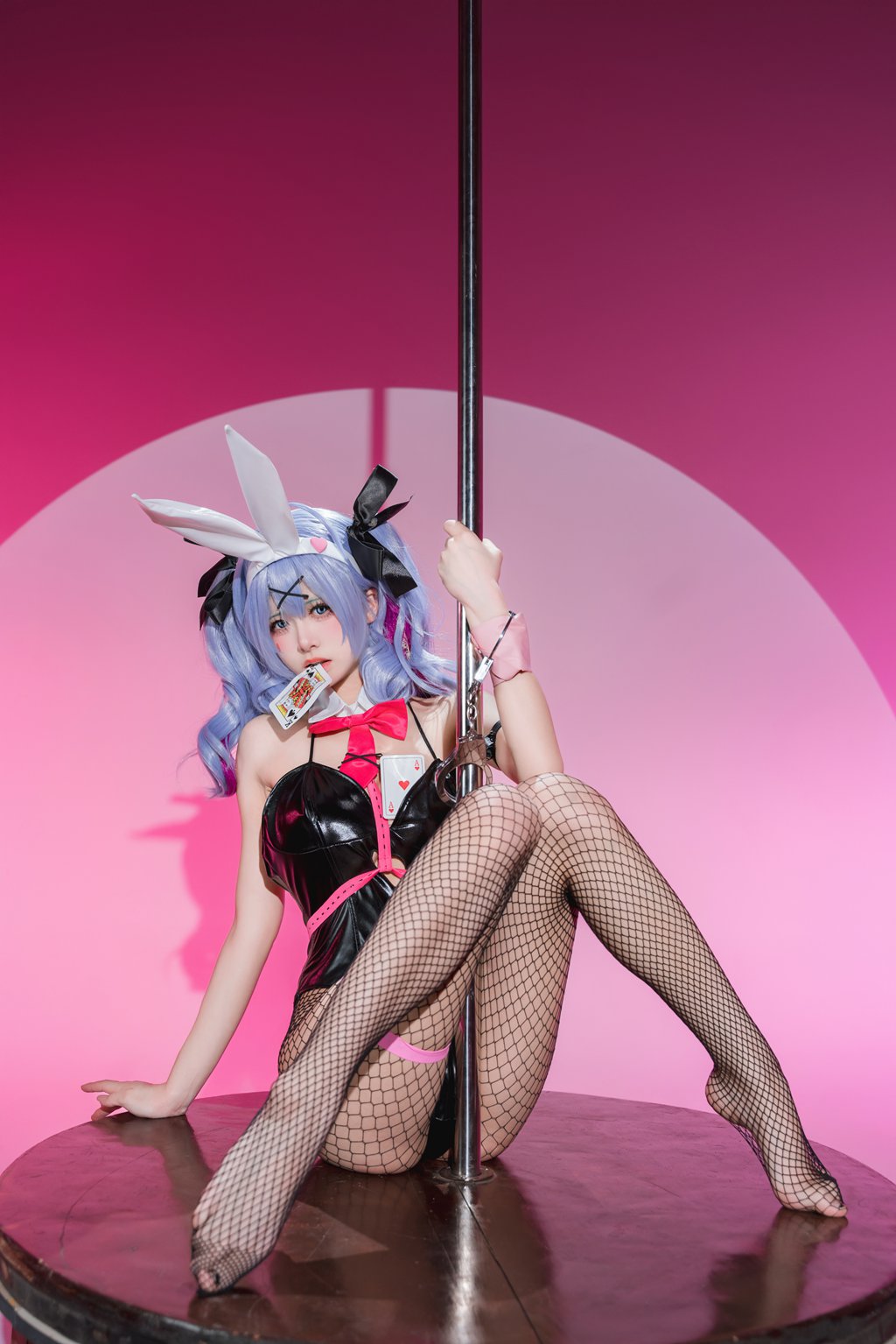 人气Coser@九柒喵 初音未来 兔子洞[26P-521M] 网红写真-第2张